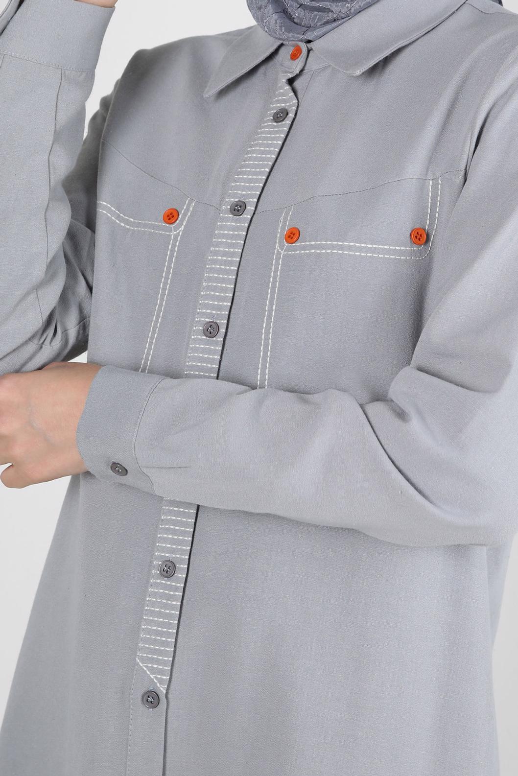Tesettür giyim GRİ DİKİŞ DETAYLI DÜĞMELİ KETEN TUNİK 43606