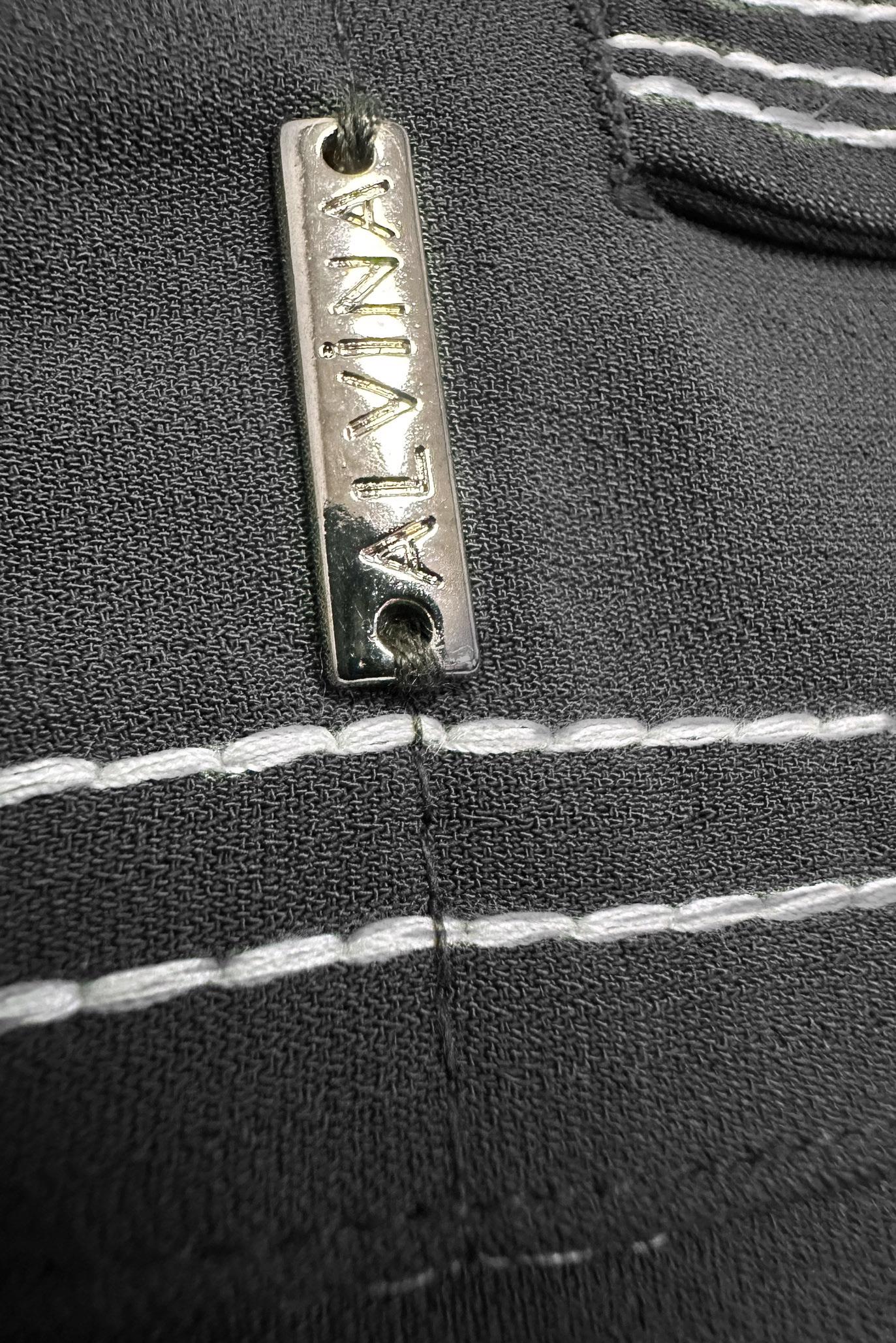 Tesettür giyim SİYAH DİKİŞ DETAYLI DÜĞMELİ UZUN TUNİK 43607