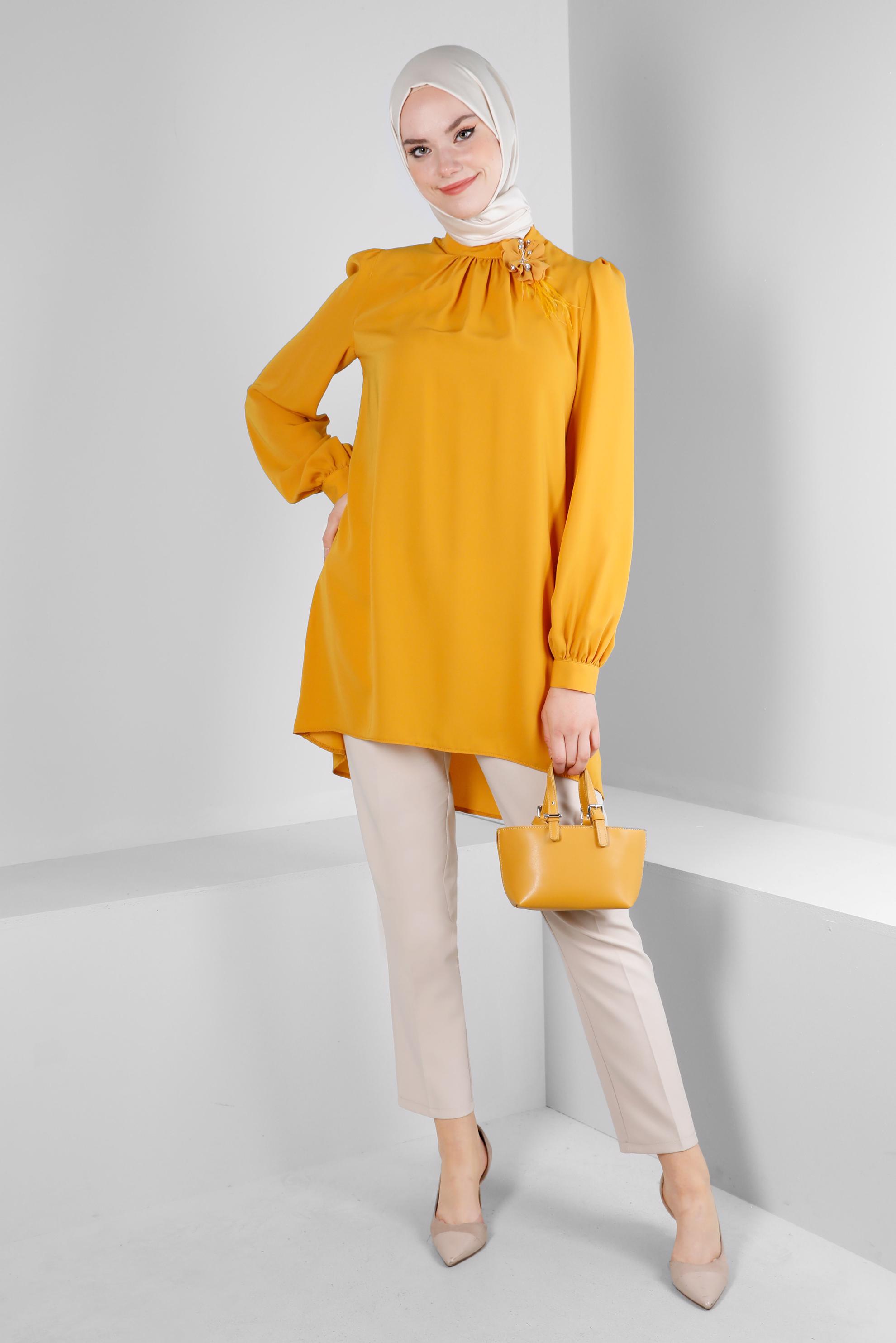 Tesettür giyim SARI ÇİÇEK AKSESUARLI ASİMETRİK KESİM TUNİK 43610