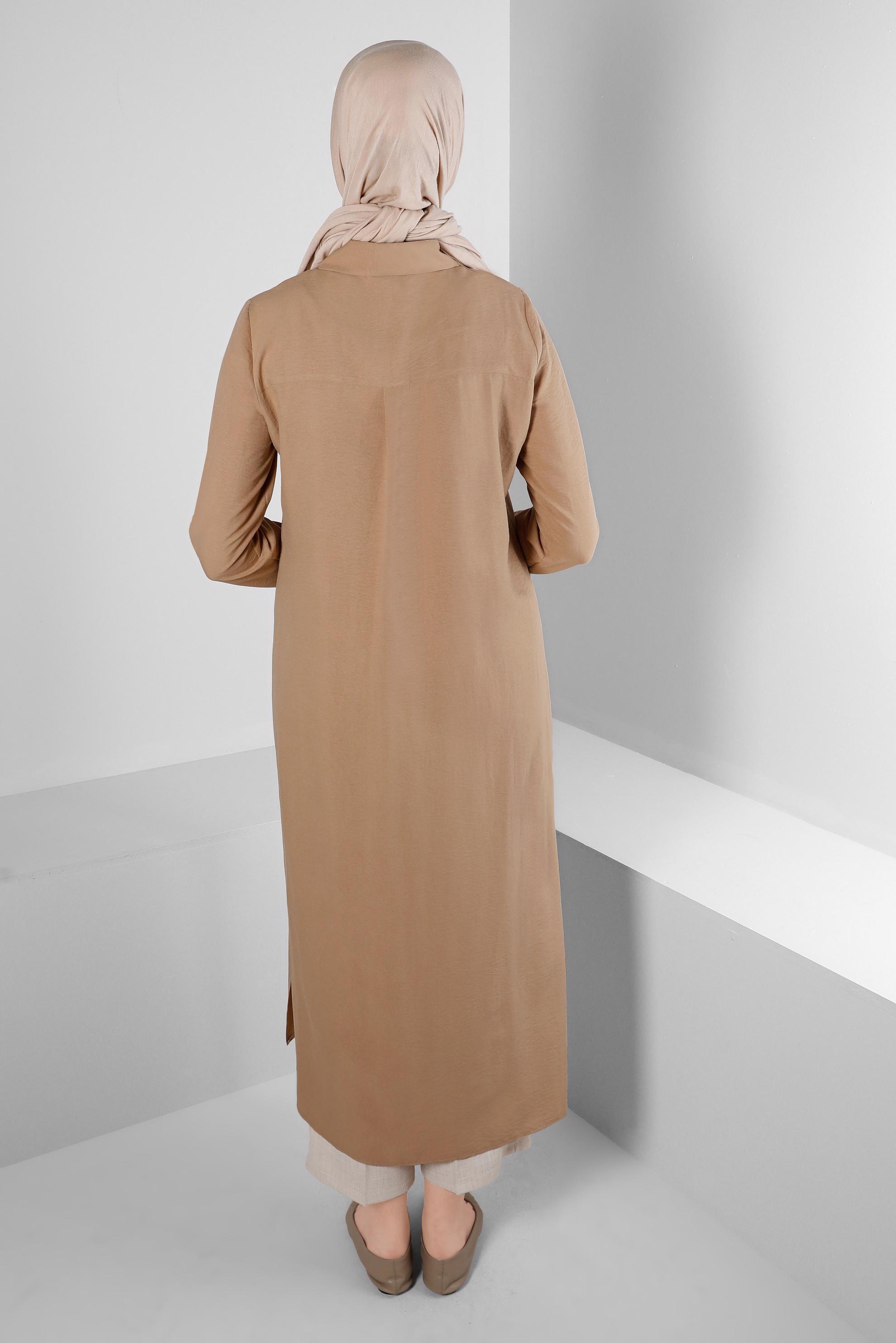 Tesettür giyim KAHVE CEP GÖRÜNÜMLÜ PÜSKÜL DETAYLI TUNİK 43611