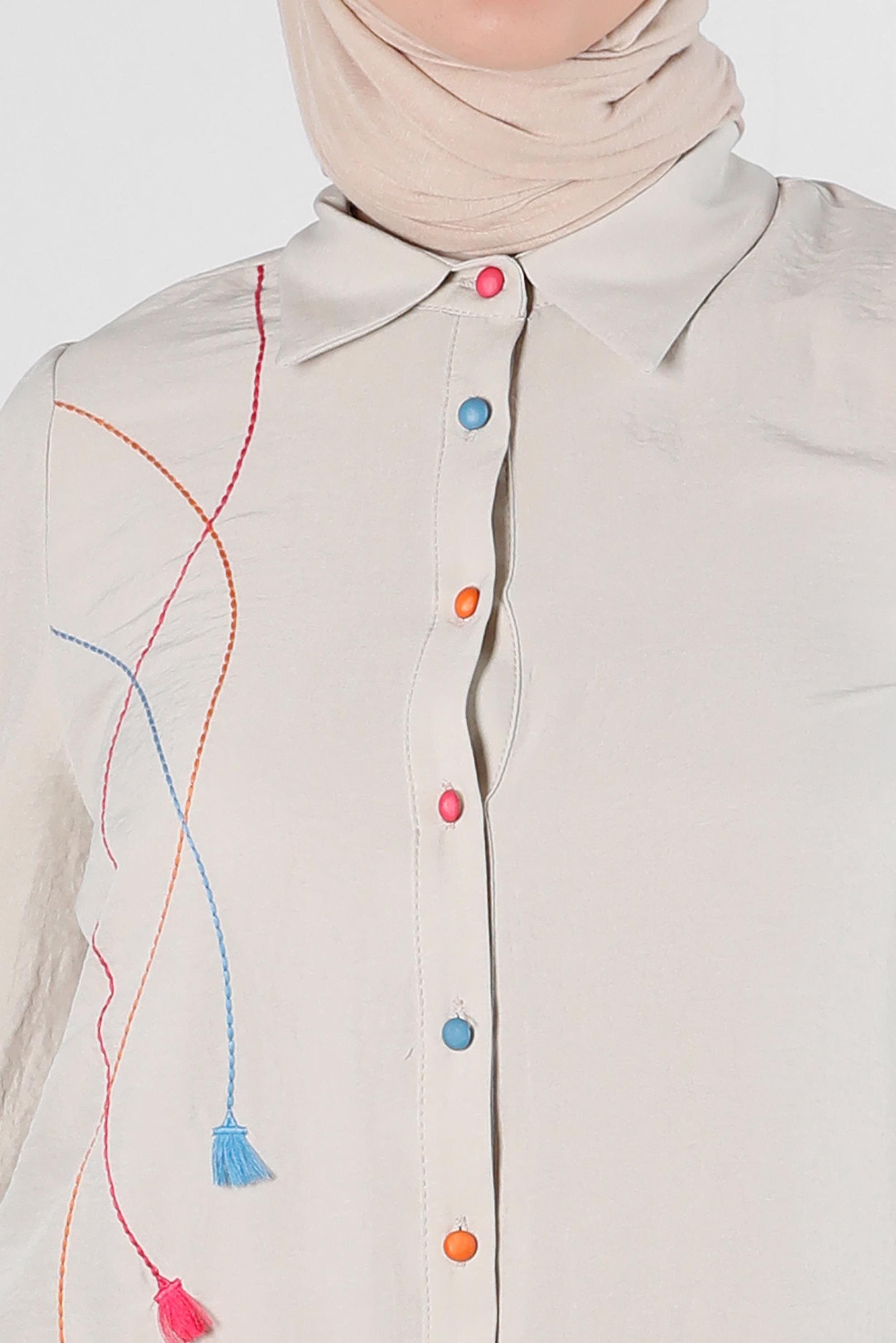 Tesettür giyim BEJ DİKİŞ DETAYLI PÜSKÜLLÜ GÖMLEK TUNİK 43612