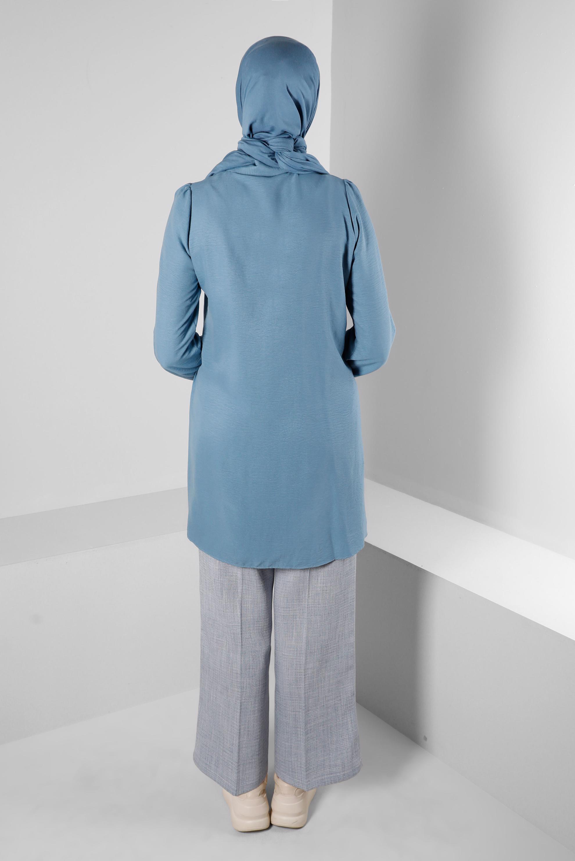 Tesettür giyim MAVİ DİKİŞ DETAYLI PÜSKÜLLÜ GÖMLEK TUNİK 43612