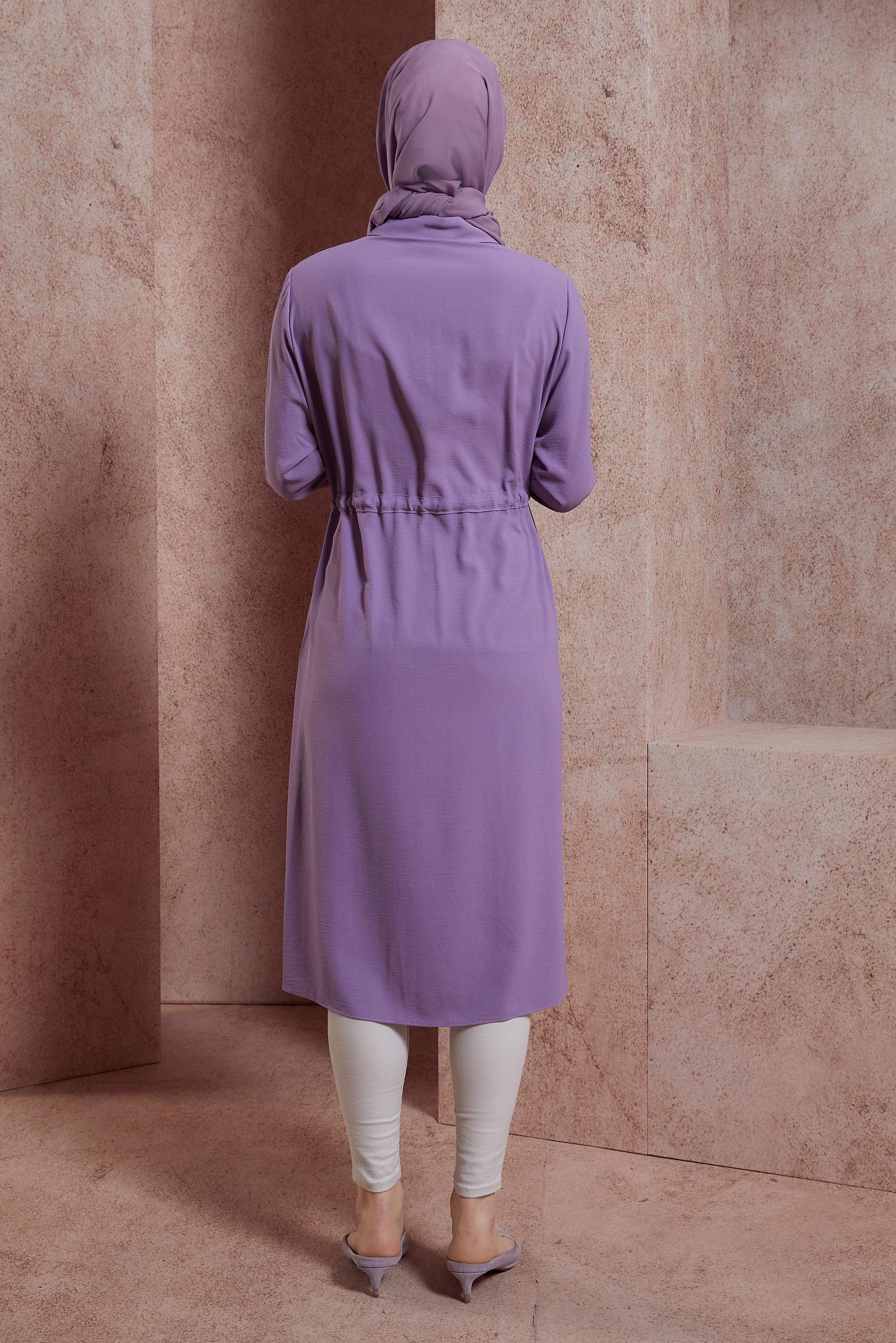 Tesettür giyim MOR İŞLEMELİ PÜSKÜL DETAYLI TUNİK 43625