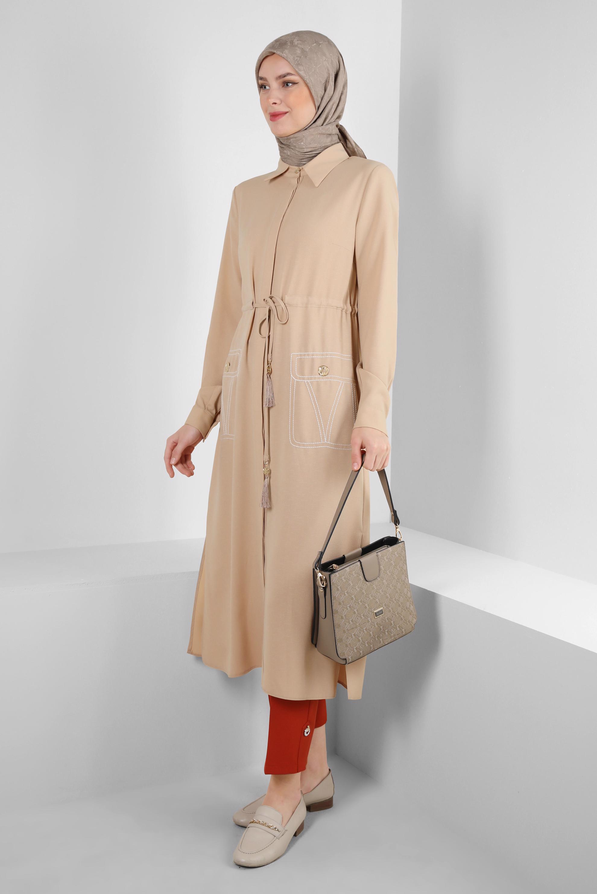 Tesettür giyim BEJ YANI YIRTMAÇLI BELİ BÜZGÜLÜ TUNİK 43626