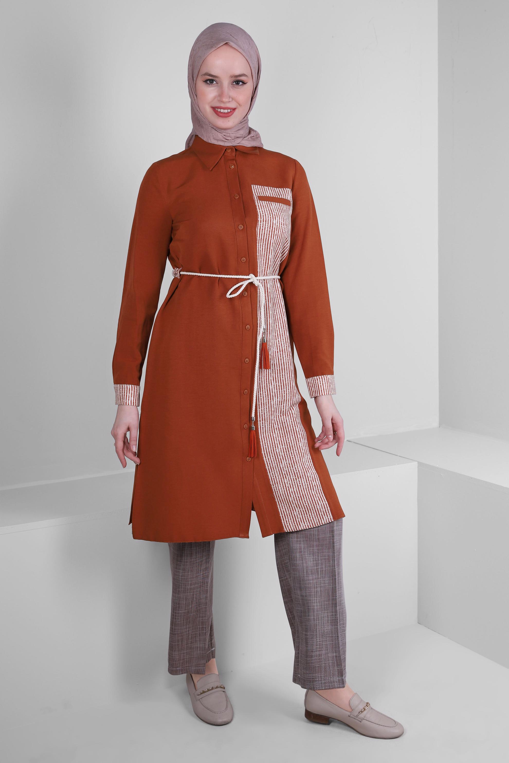 Tesettür giyim TURUNCU ÇİZGİLİ BELİ KUŞAKLI DÜZ TUNİK 43632