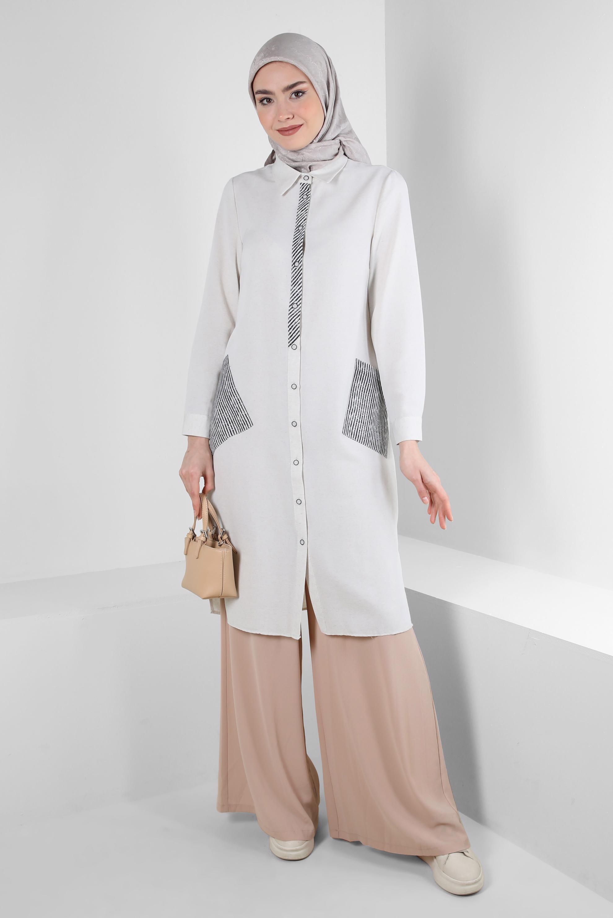 Tesettür giyim EKRU ÇİZGİ DETAYLI DÜĞMELİ UZUN TUNİK 43636