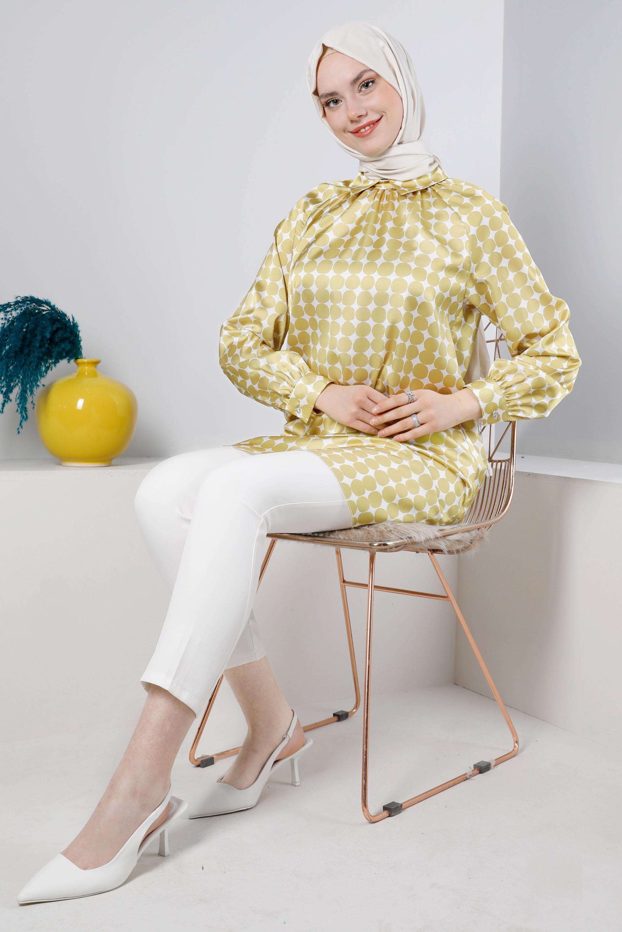 Tesettür giyim YEŞİL GEOMETRİK DESENLİ ERKEK YAKA SATEN TUNİK 43641