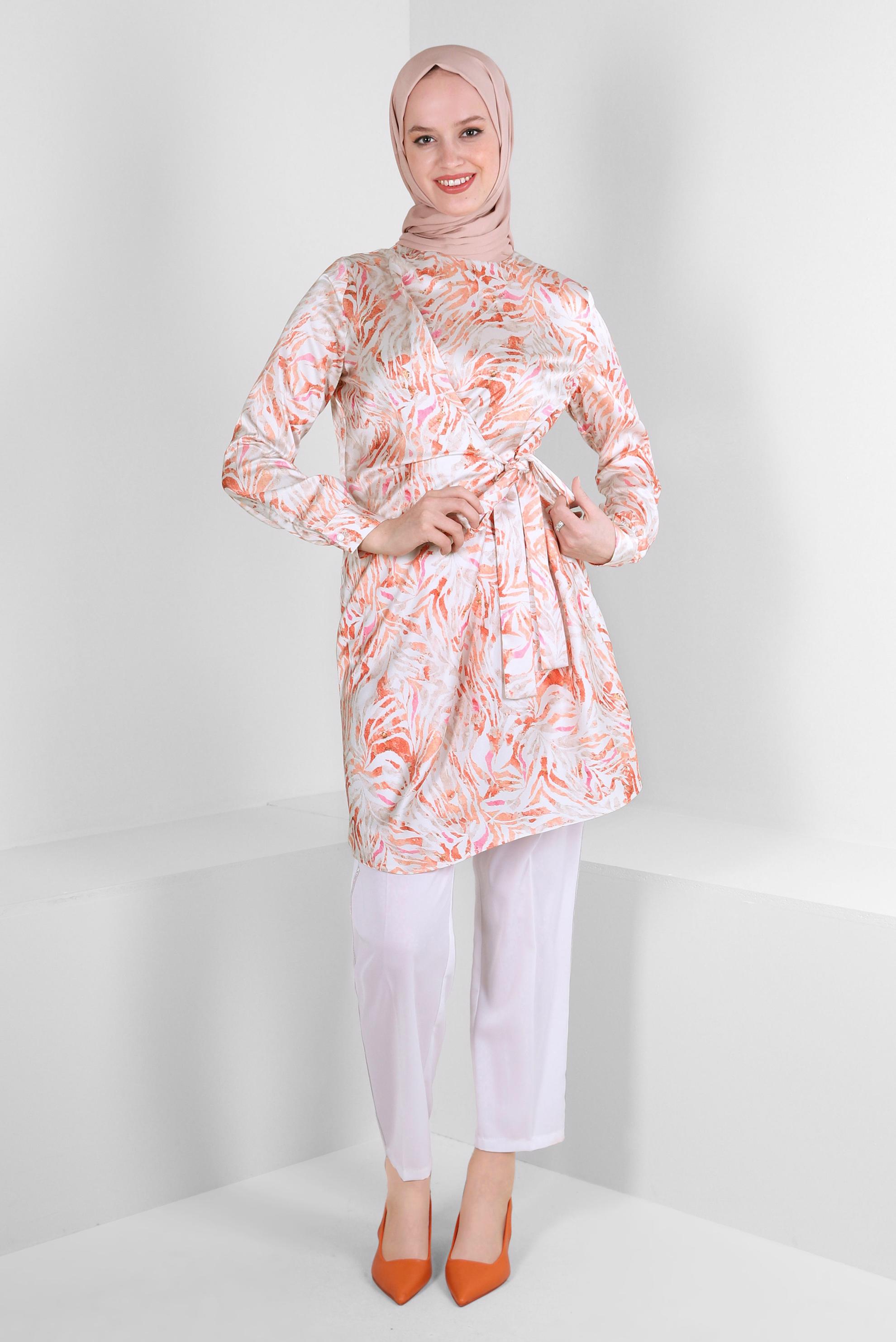 Tesettür giyim TURUNCU DESENLİ BAĞLAMA DETAYLI SATEN TUNİK 43642