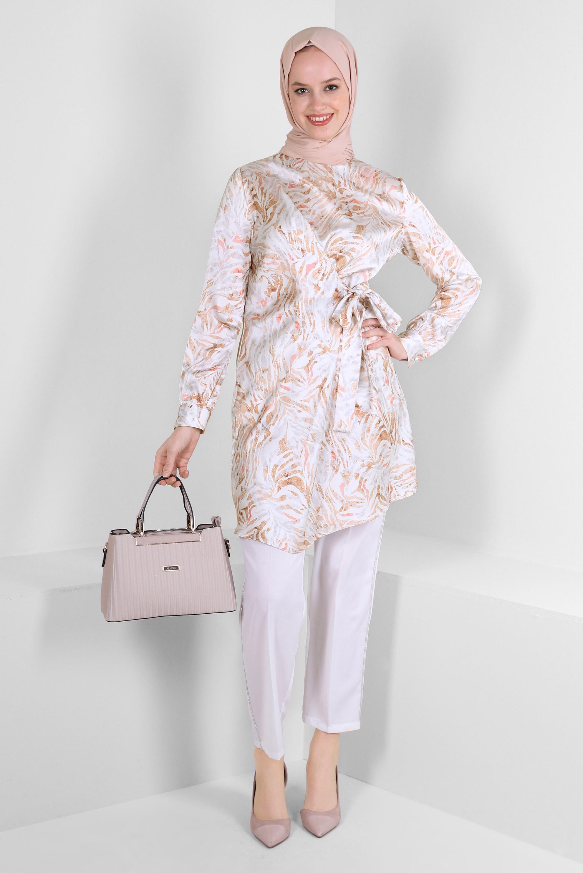 Tesettür giyim TABA DESENLİ BAĞLAMA DETAYLI SATEN TUNİK 43642