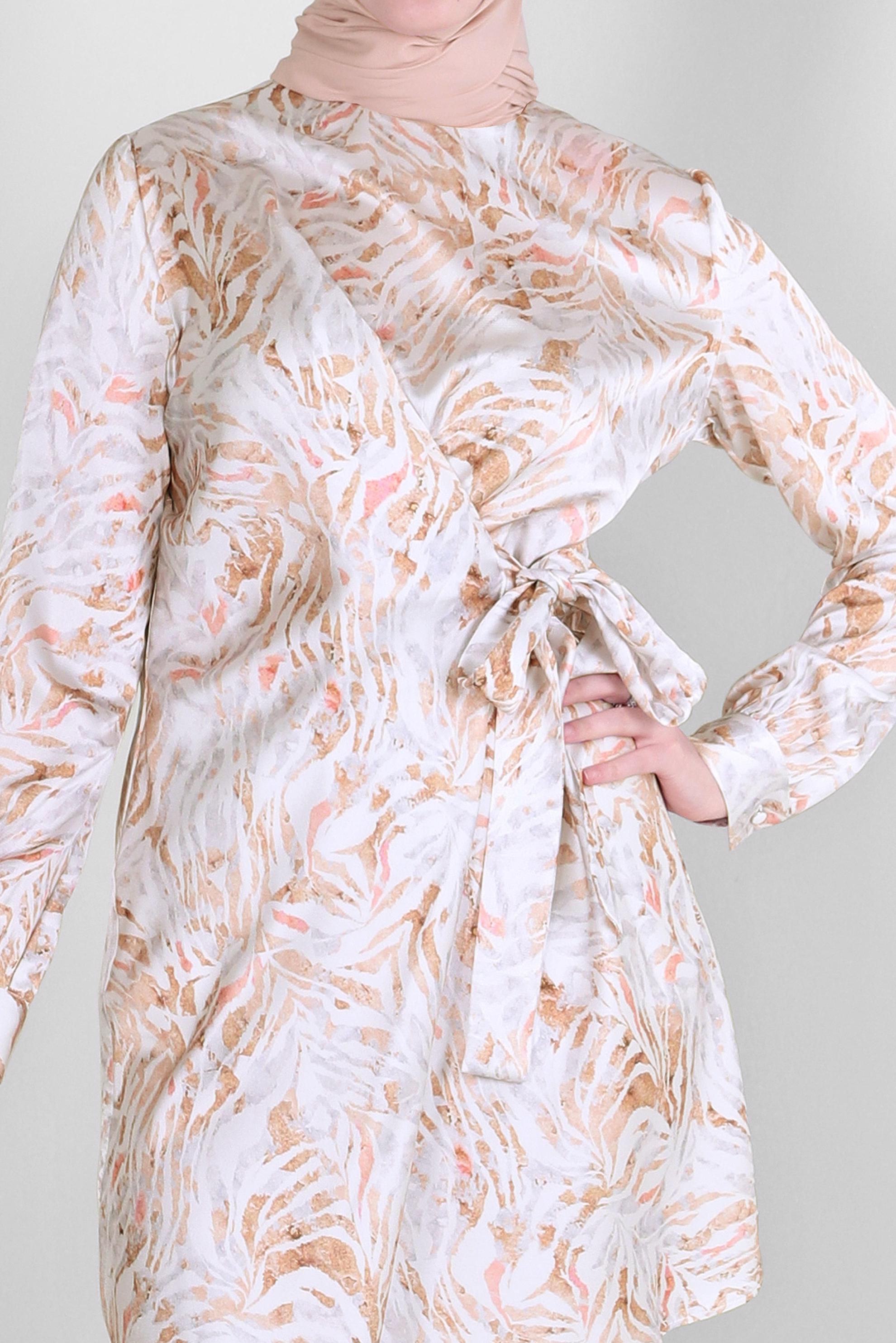 Tesettür giyim TABA DESENLİ BAĞLAMA DETAYLI SATEN TUNİK 43642