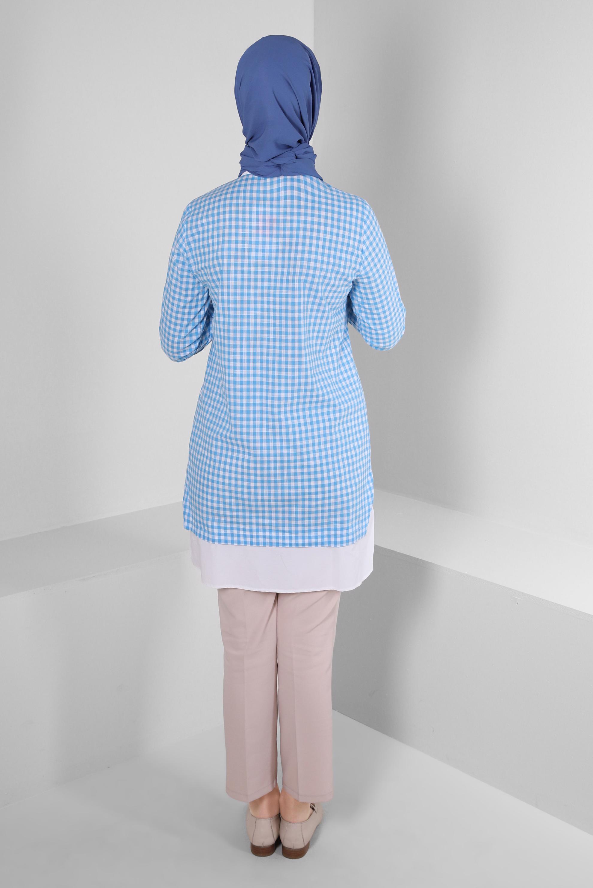 Tesettür giyim MAVİ PÖTİKARE DESENLİ DÜĞMELİ TUNİK 43644