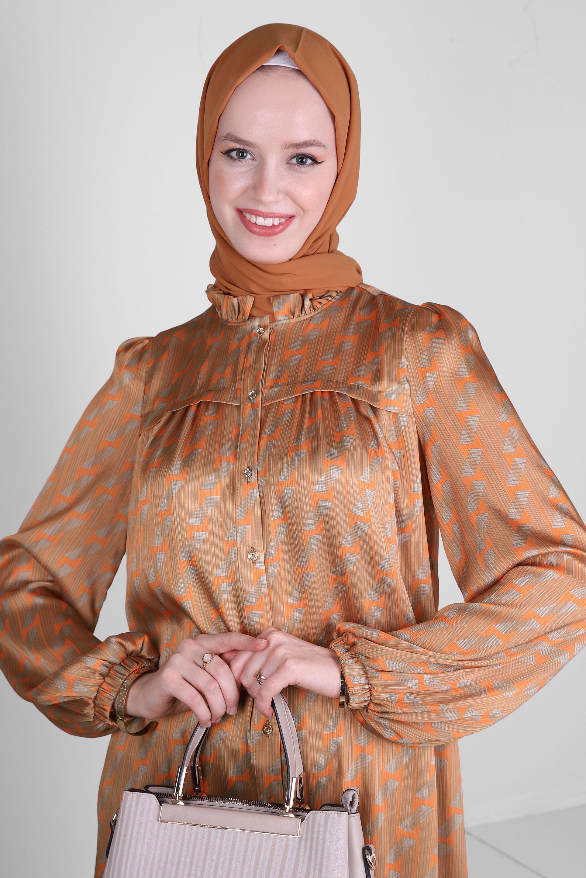 Tesettür giyim TURUNCU DESENLİ YAKASI FIRFIR DETAYLI GÖMLEK TUNİK 43651