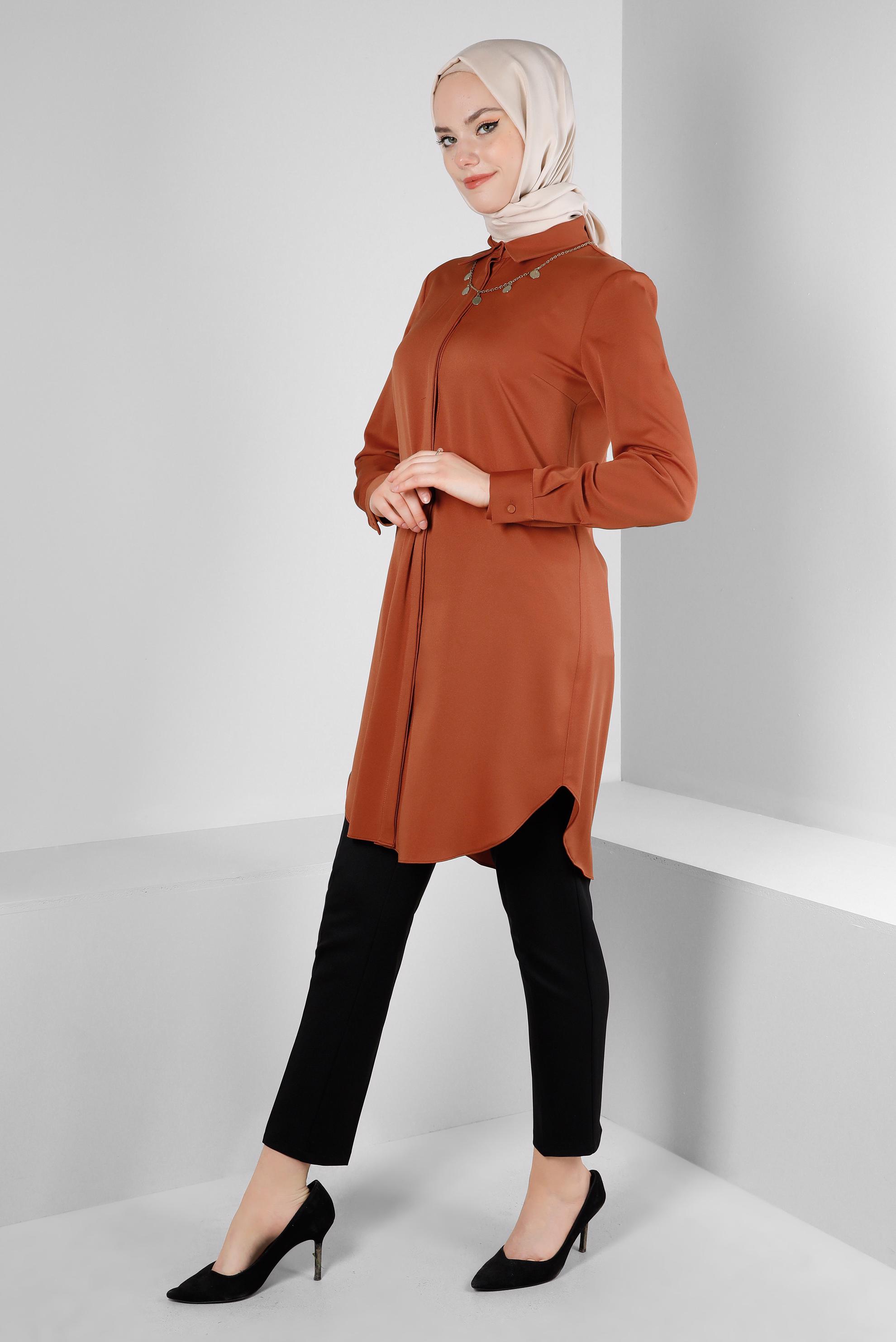 Tesettür giyim TURUNCU GİZLİ DÜĞMELİ YANI YIRTMAÇLI TUNİK 43667