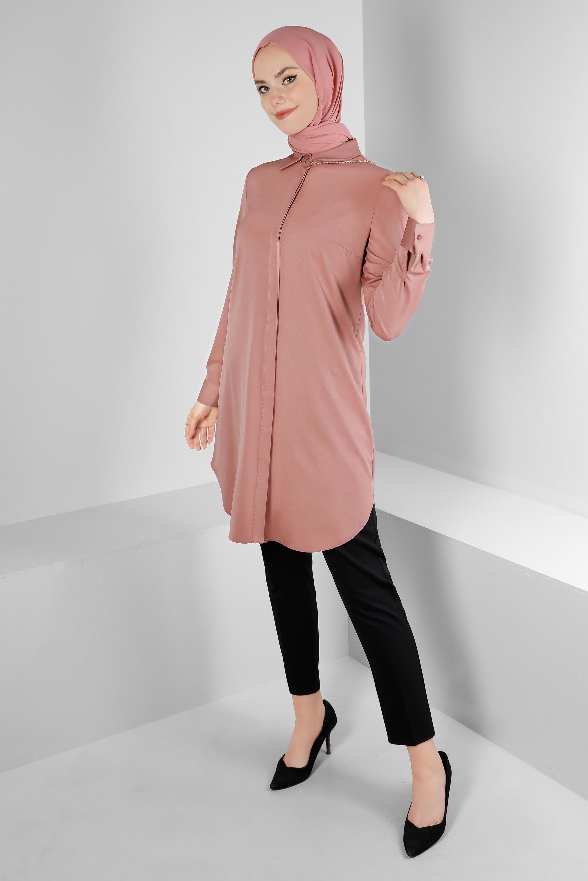 Tesettür giyim PEMBE GİZLİ DÜĞMELİ YANI YIRTMAÇLI TUNİK 43667