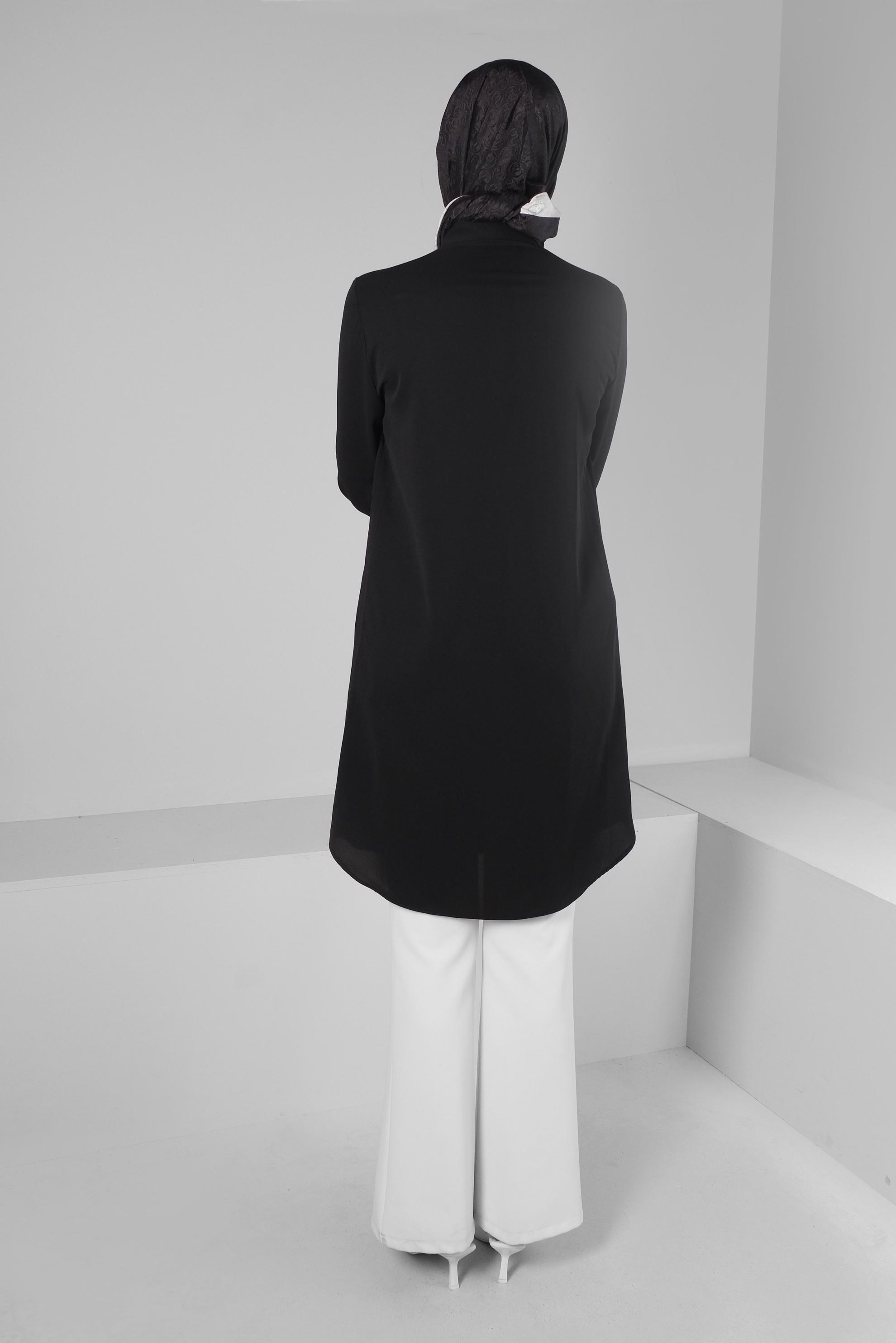 Tesettür giyim SİYAH ZİNCİR DETAYLI DÜĞMELİ TUNİK 43668