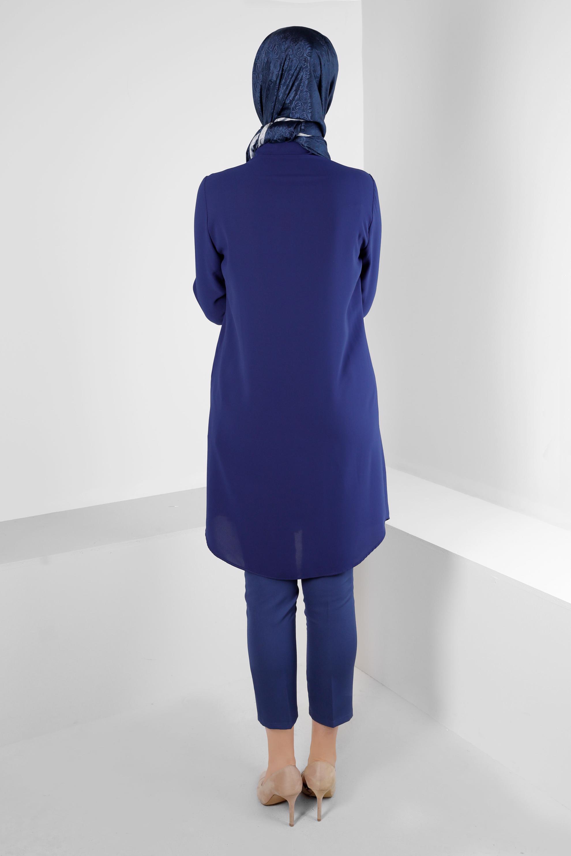 Tesettür giyim LACİVERT ZİNCİR DETAYLI DÜĞMELİ TUNİK 43668