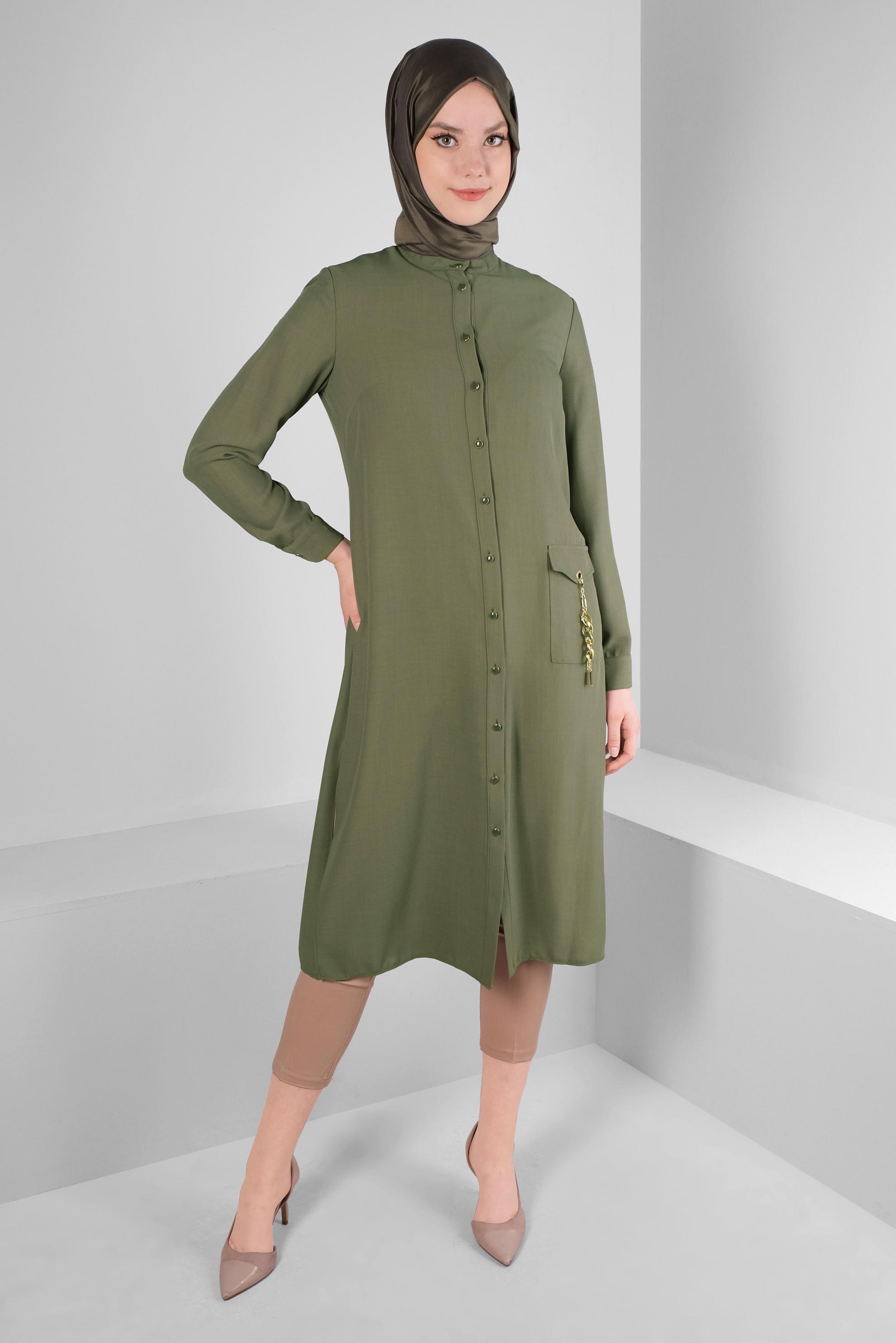 Tesettür giyim HAKİ CEBİ ZİNCİR DETAYLI DÜĞMELİ TUNİK 43669