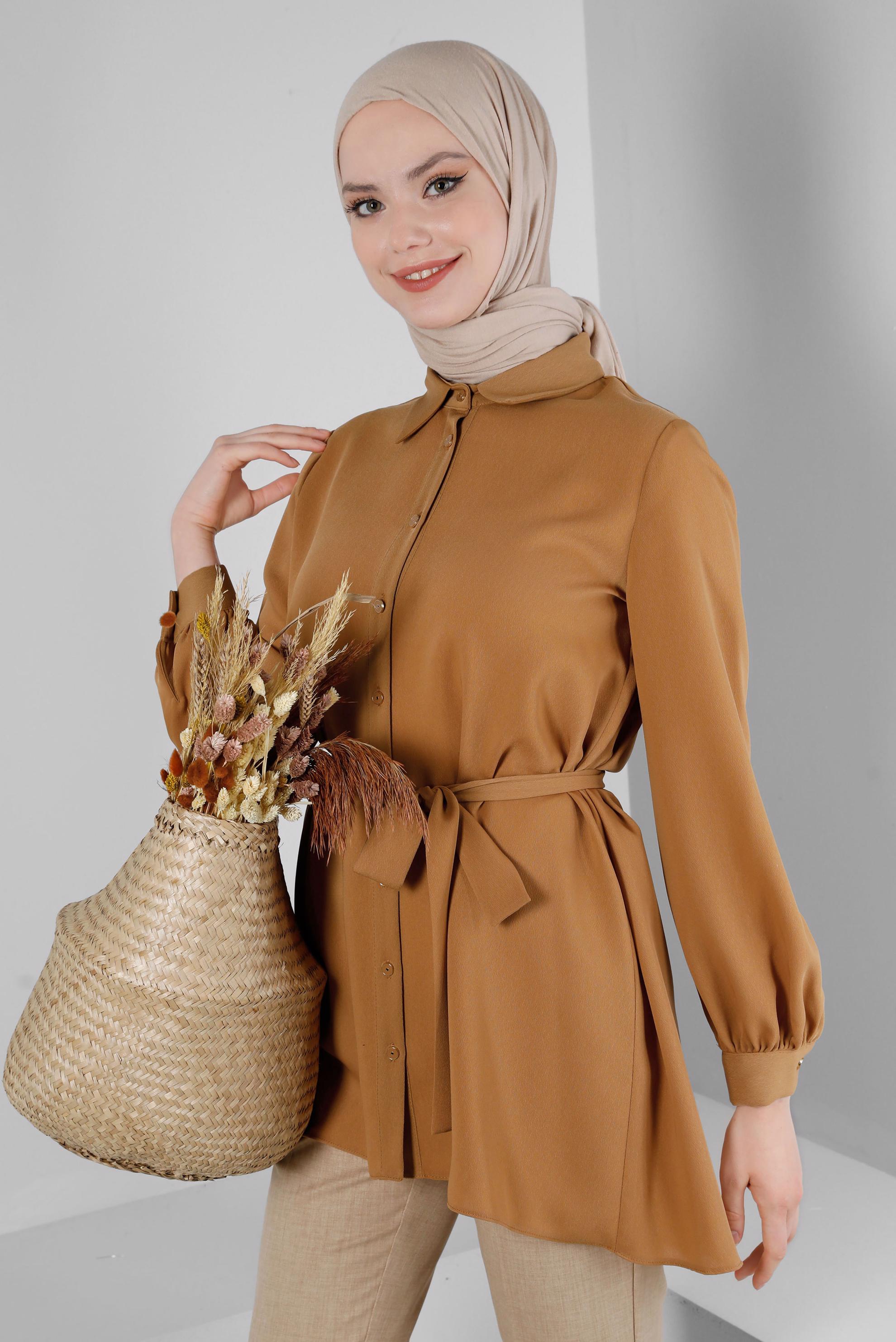 Tesettür giyim KAHVE KUŞAKLI ASİMETRİK KESİM GÖMLEK TUNİK 43671