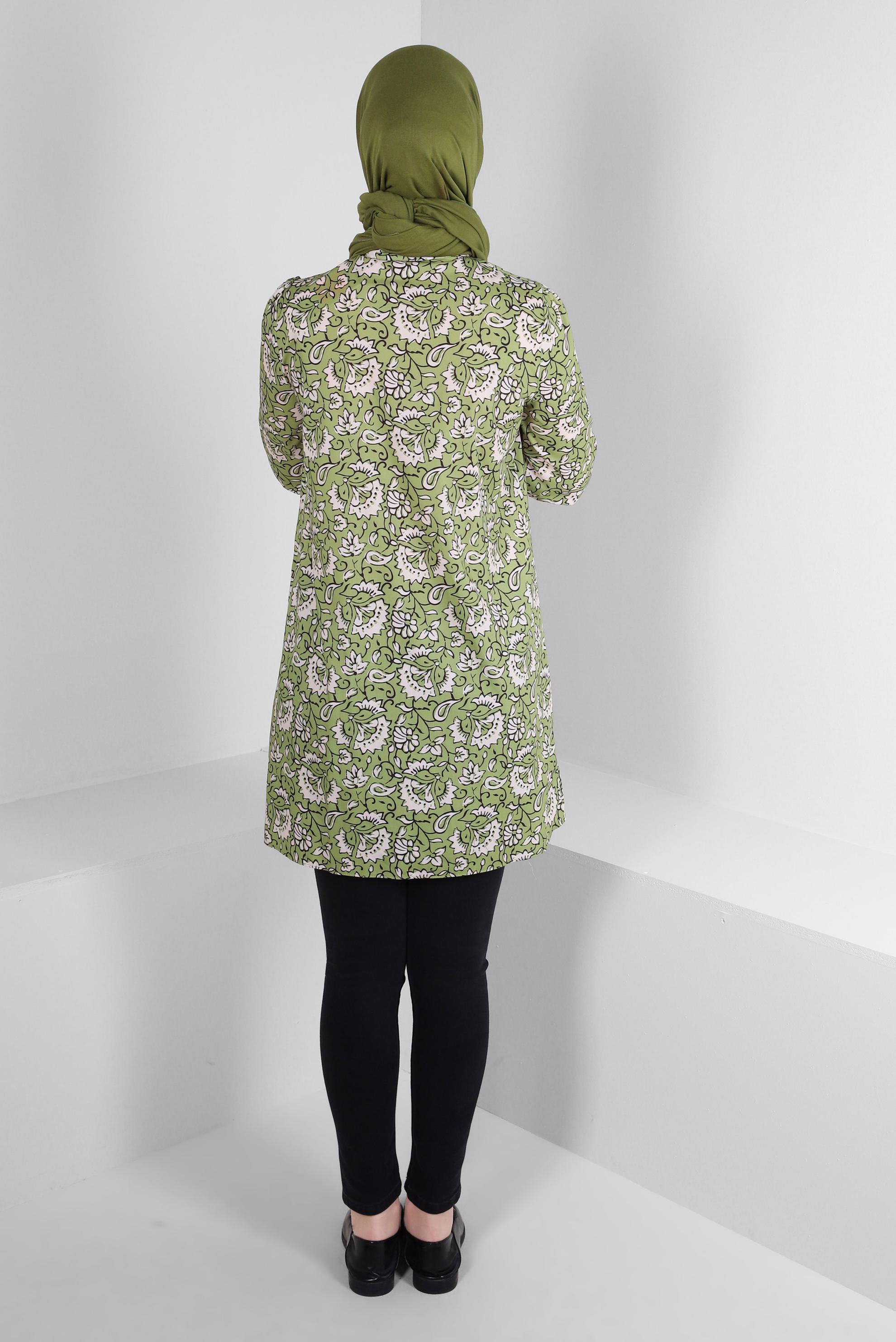 Tesettür giyim YEŞİL DESENLİ FULAR YAKA GÖMLEK TUNİK 43673
