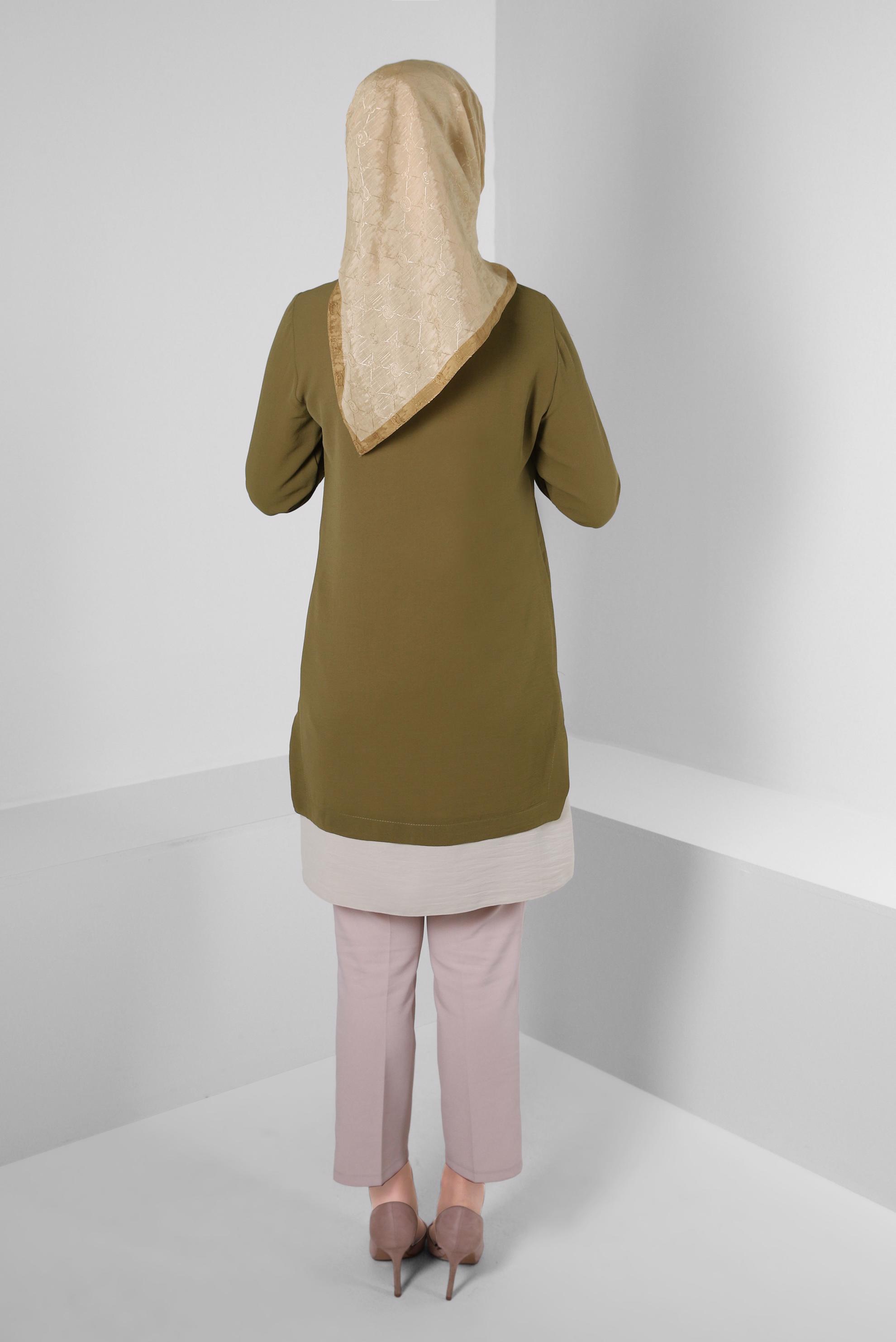 Tesettür giyim YEŞİL GÖMLEK YAKA AKSESUAR DETAYLI TUNİK 43703