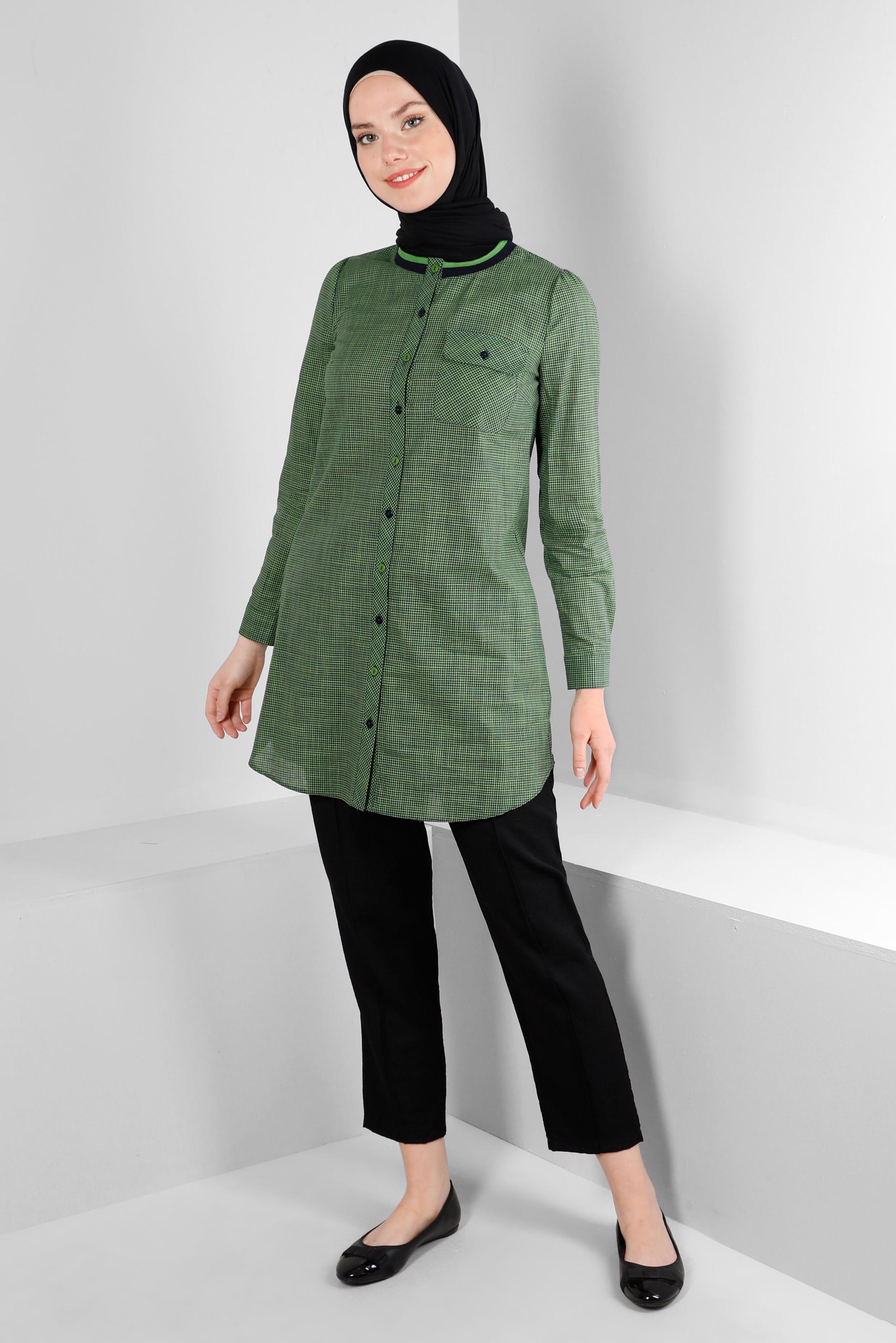 Tesettür giyim YEŞİL PÖTİKARE DESENLİ YAKASI ŞERİTLİ GÖMLEK TUNİK 43706