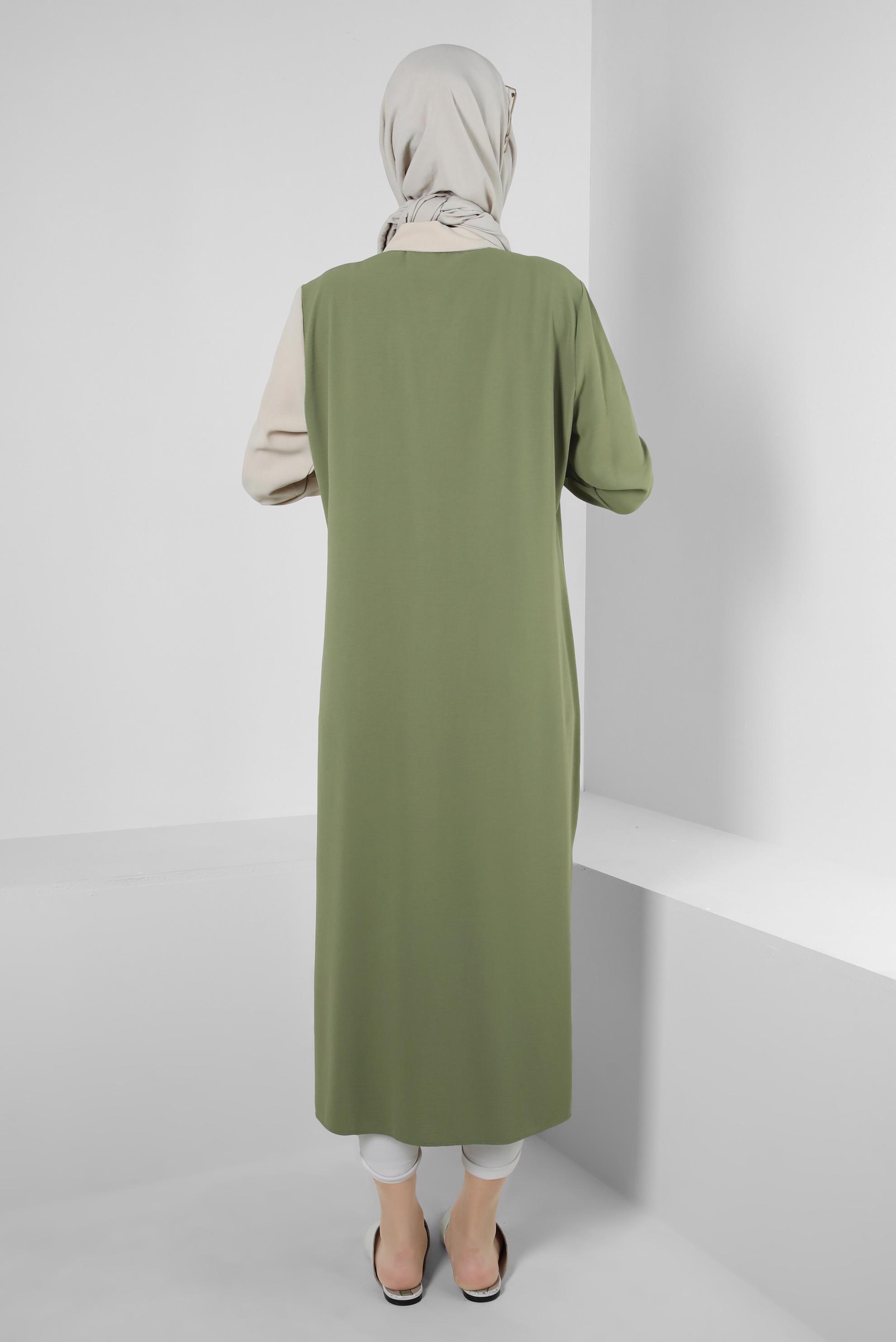 Tesettür giyim YEŞİL YANI YIRTMAÇLI İKİ RENKLİ DÜĞMELİ TUNİK 43730