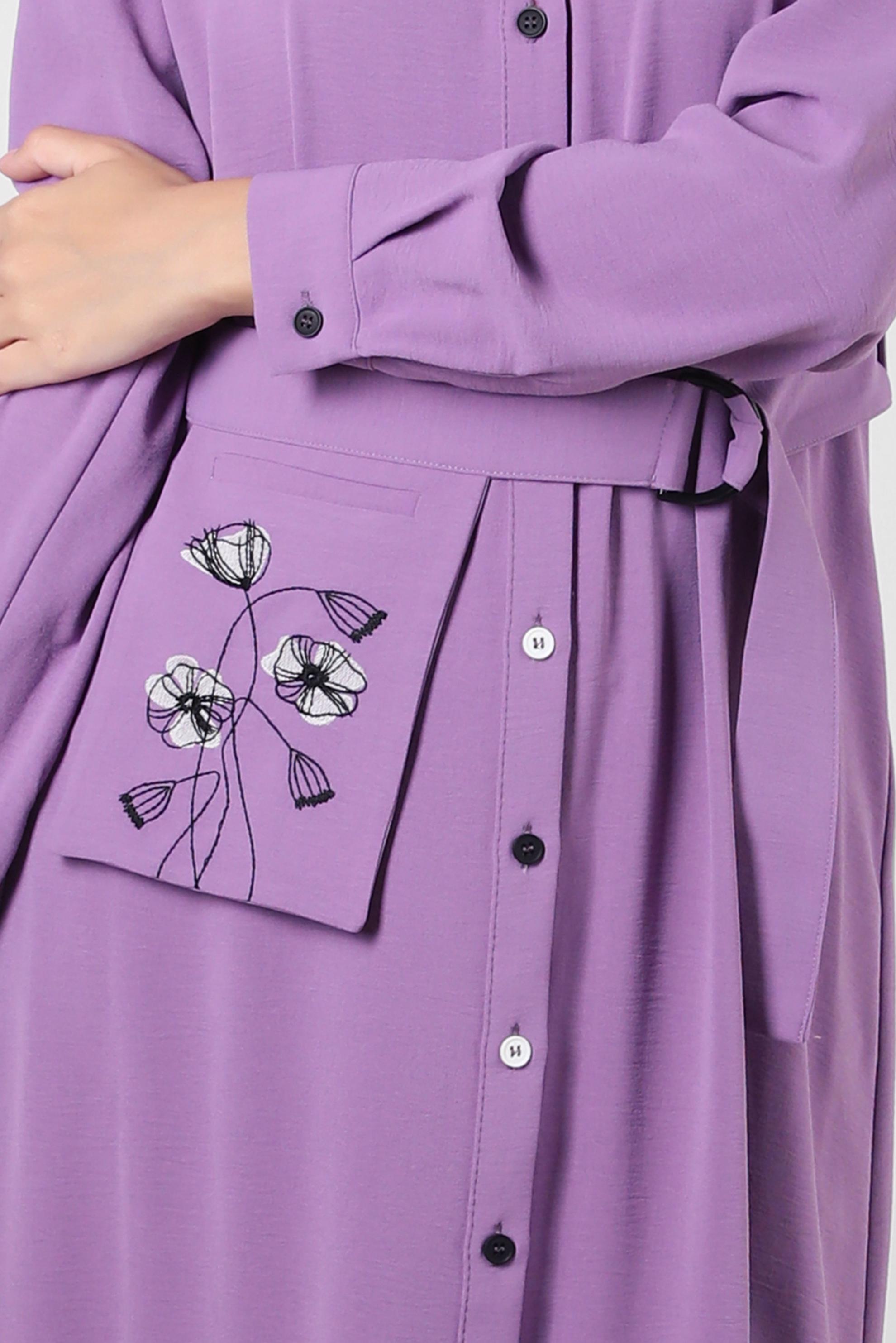 Tesettür giyim MOR ÇİÇEK NAKIŞLI DÜĞMELİ KEMERLİ UZUN TUNİK 43732