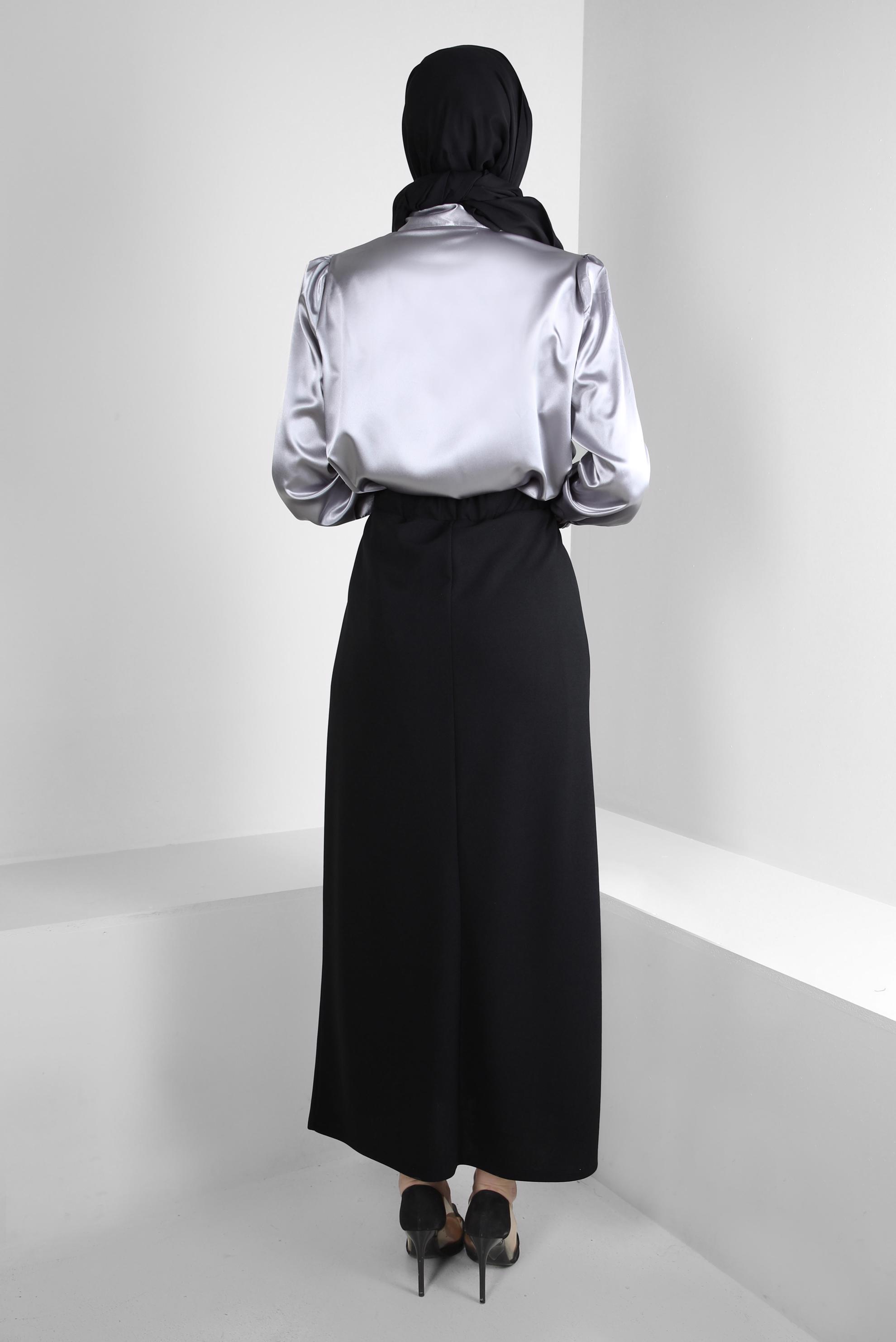 Vêtements hijab GRIS TUNIQUE EN SATIN BRODÉ DE GEMMES 43739