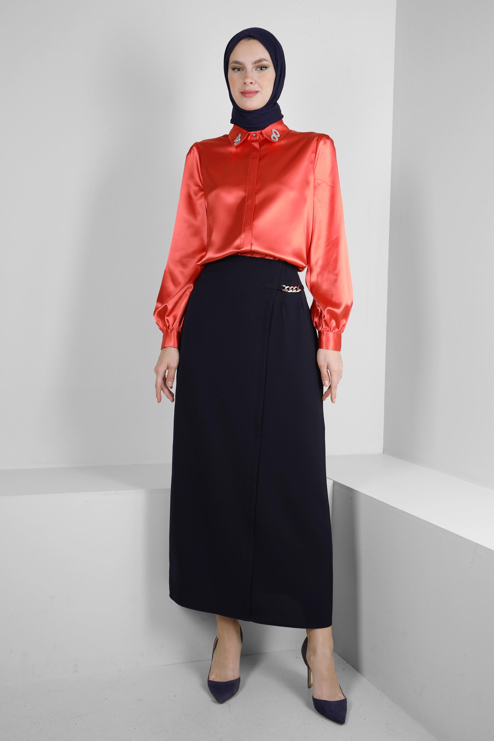 Tesettür giyim MERCAN YAKASI TAŞ DETAYLI SATEN TUNİK 43739