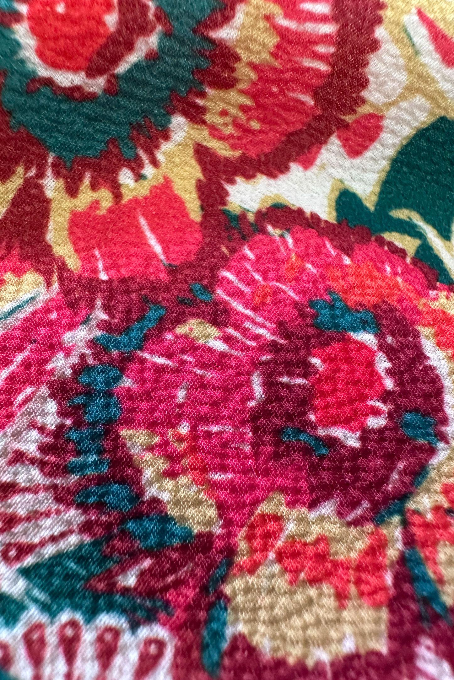 Tesettür giyim YEŞİL ETNİK DESENLİ DÜĞMELİ TUNİK 43741