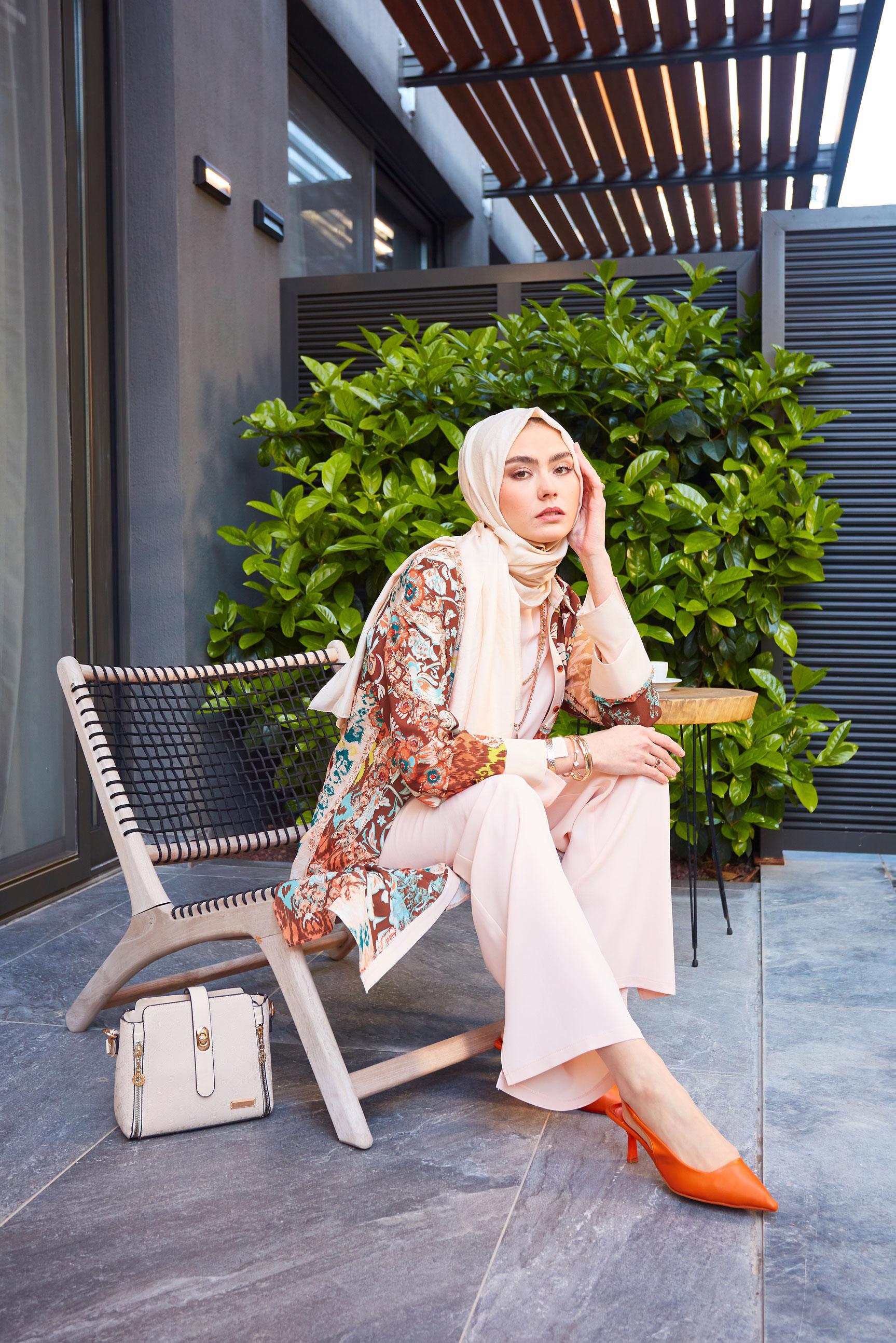 Tesettür giyim KAHVE ETNİK DESENLİ DÜĞMELİ TUNİK 43741