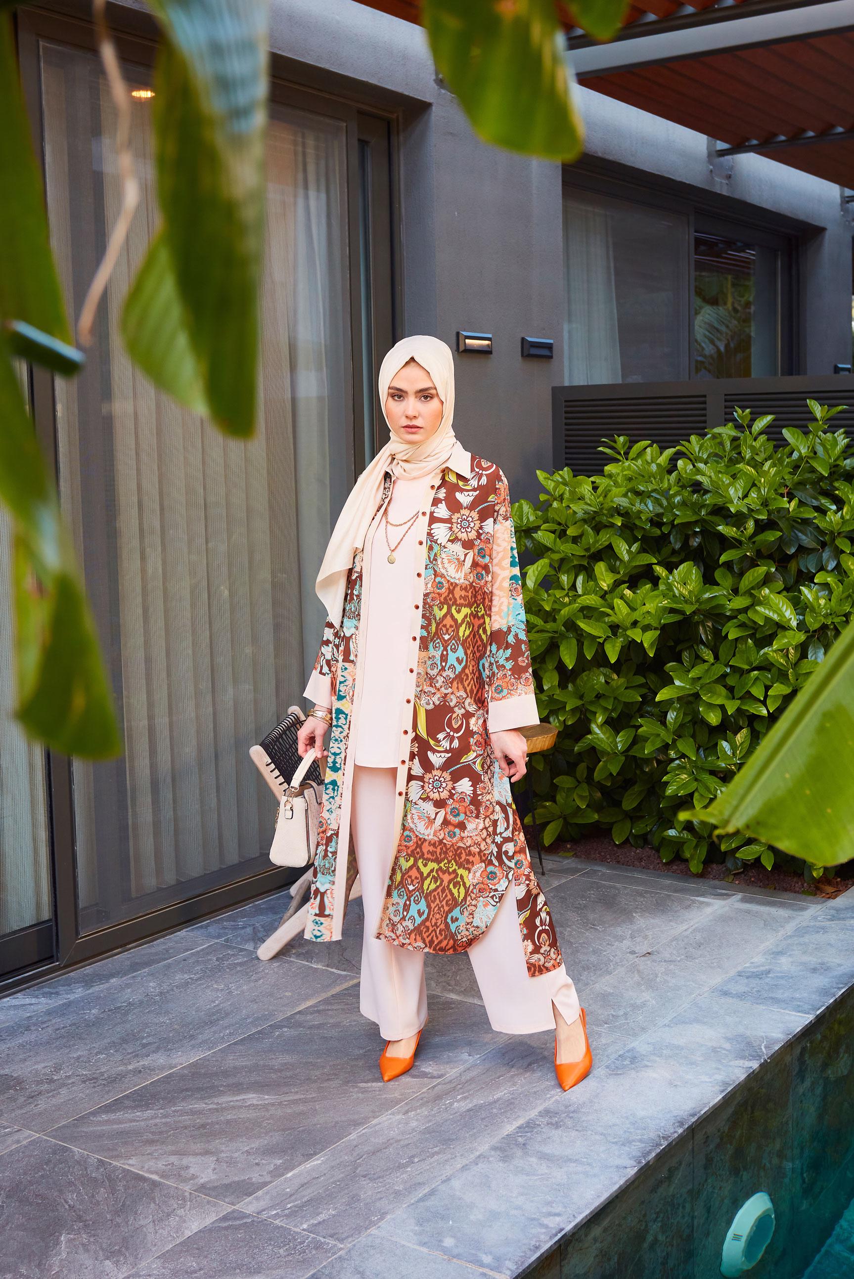 Tesettür giyim KAHVE ETNİK DESENLİ DÜĞMELİ TUNİK 43741