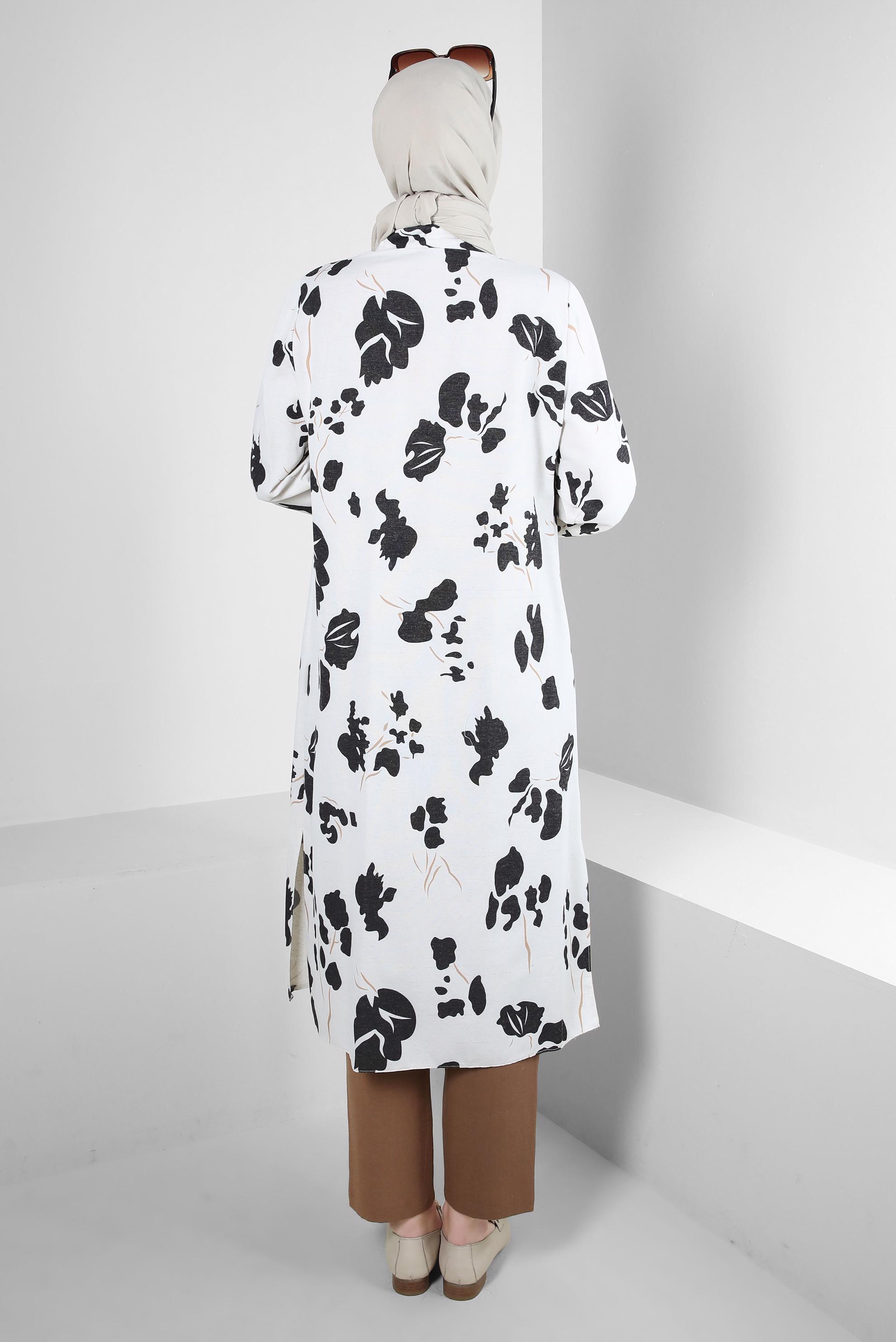 Tesettür giyim SİYAH DESENLİ DÜĞMELİ GENİŞ KOL UZUN TUNİK 43758