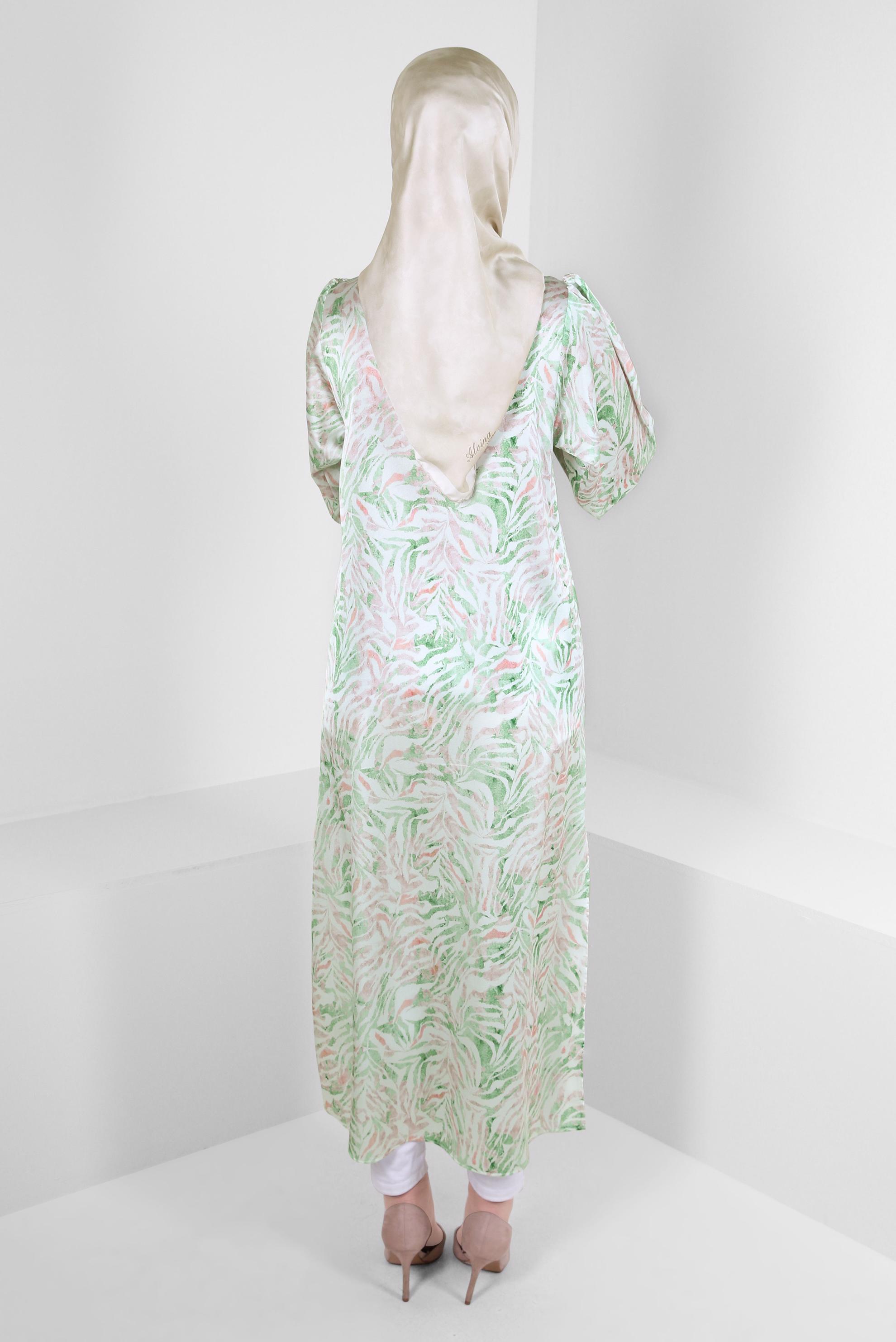 Tesettür giyim YEŞİL DESENLİ SATEN UZUN TUNİK 43760