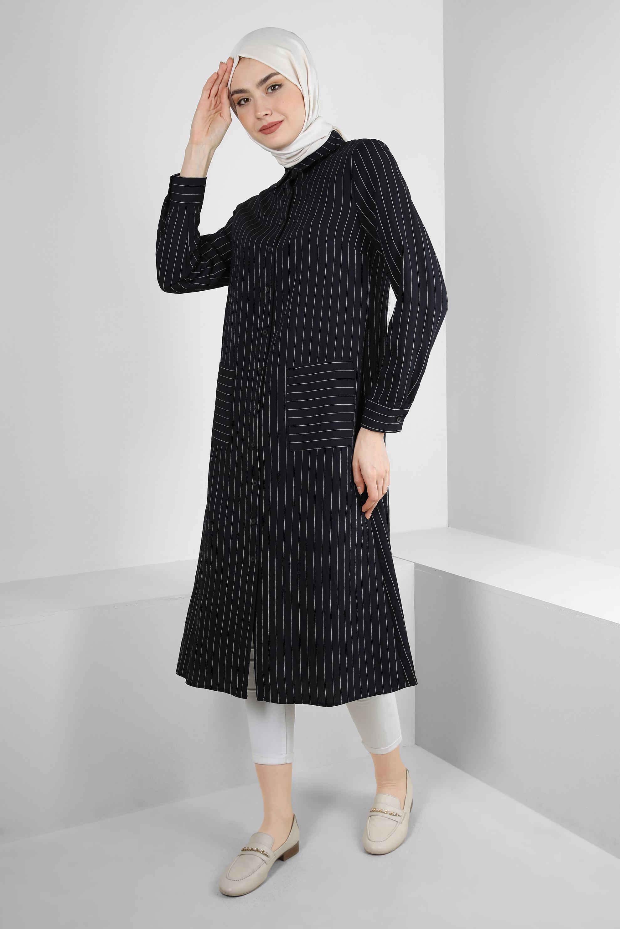 Tesettür giyim SİYAH ÇİZGİLİ CEP DETAYLI GÖMLEK TUNİK 43770