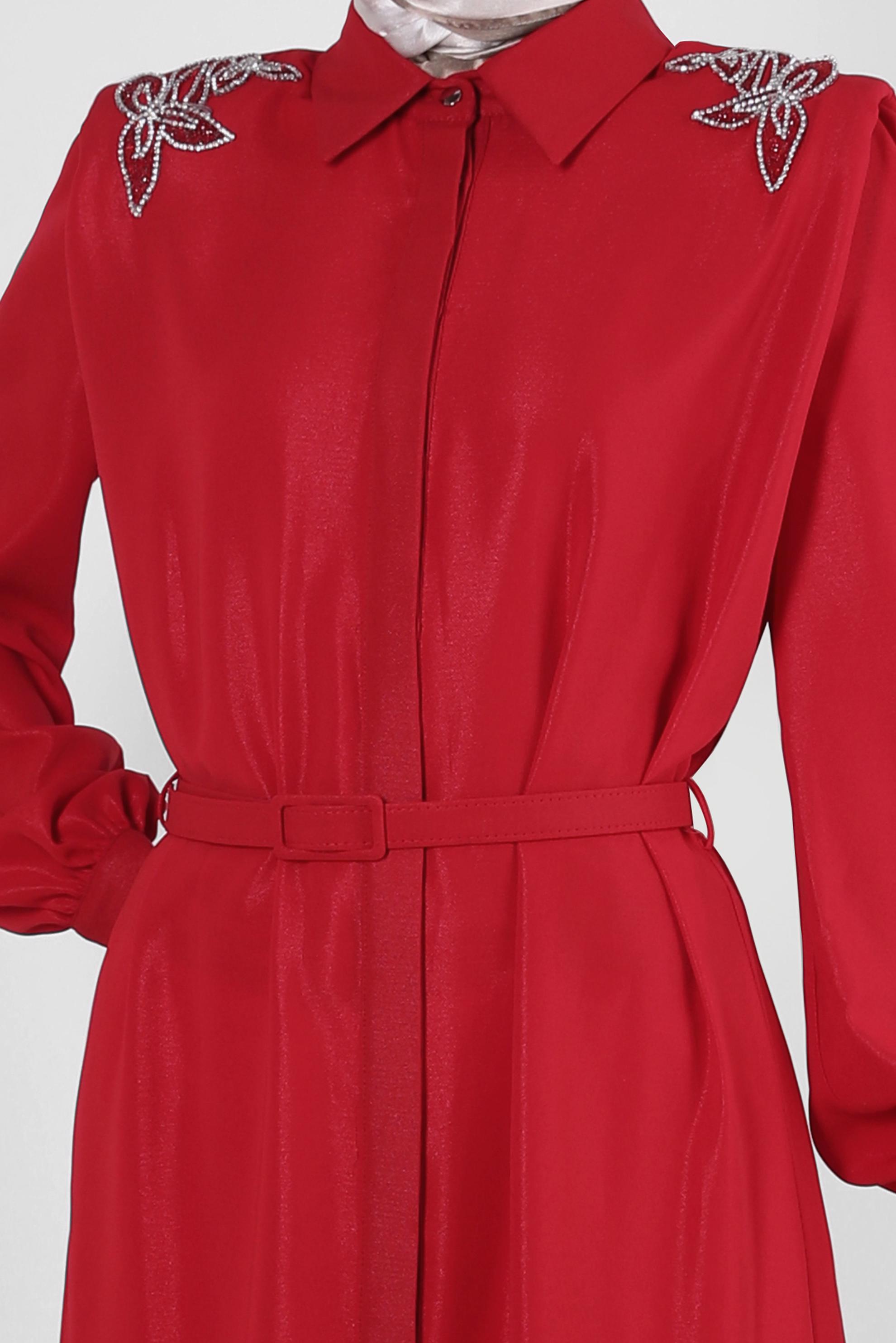 Tesettür giyim KIRMIZI OMUZLARI TAŞ DETAYLI KEMERLİ TUNİK 43774