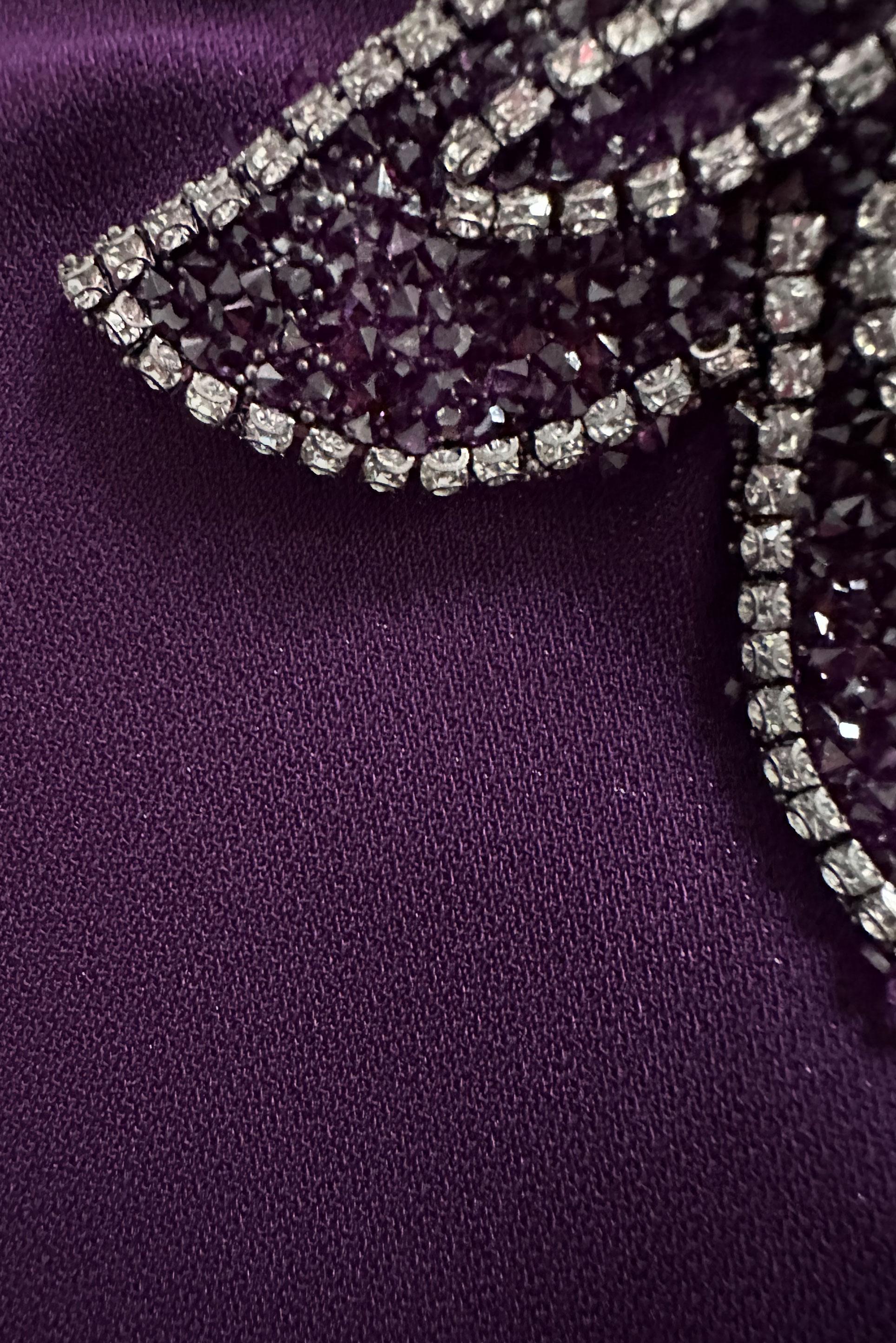 Tesettür giyim MOR OMUZLARI TAŞ DETAYLI KEMERLİ TUNİK 43774