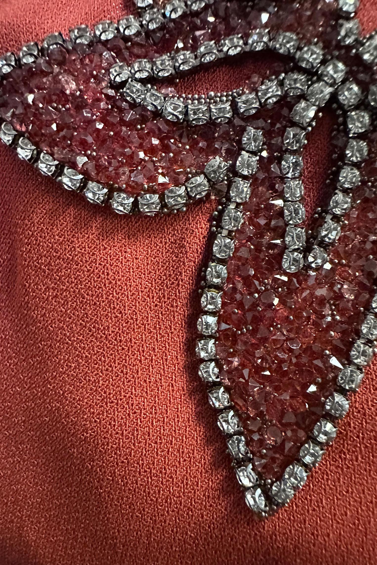 Tesettür giyim TURUNCU OMUZLARI TAŞ DETAYLI KEMERLİ TUNİK 43774