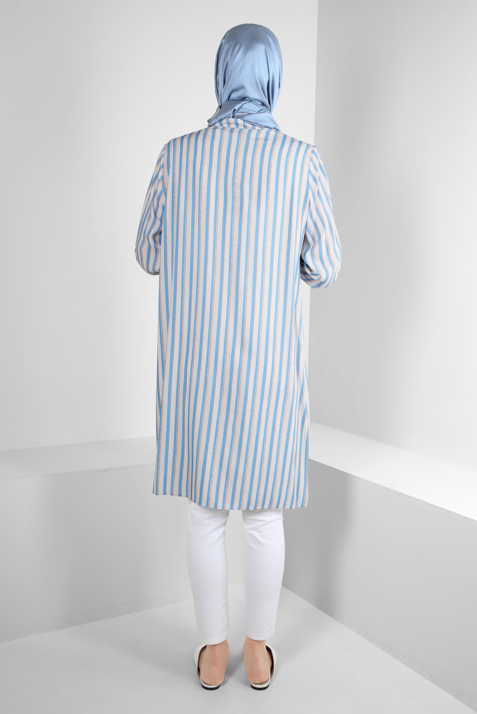 Tesettür giyim MAVİ ÇİZGİLİ YANI YIRTMAÇLI DÜĞMELİ TUNİK 43788