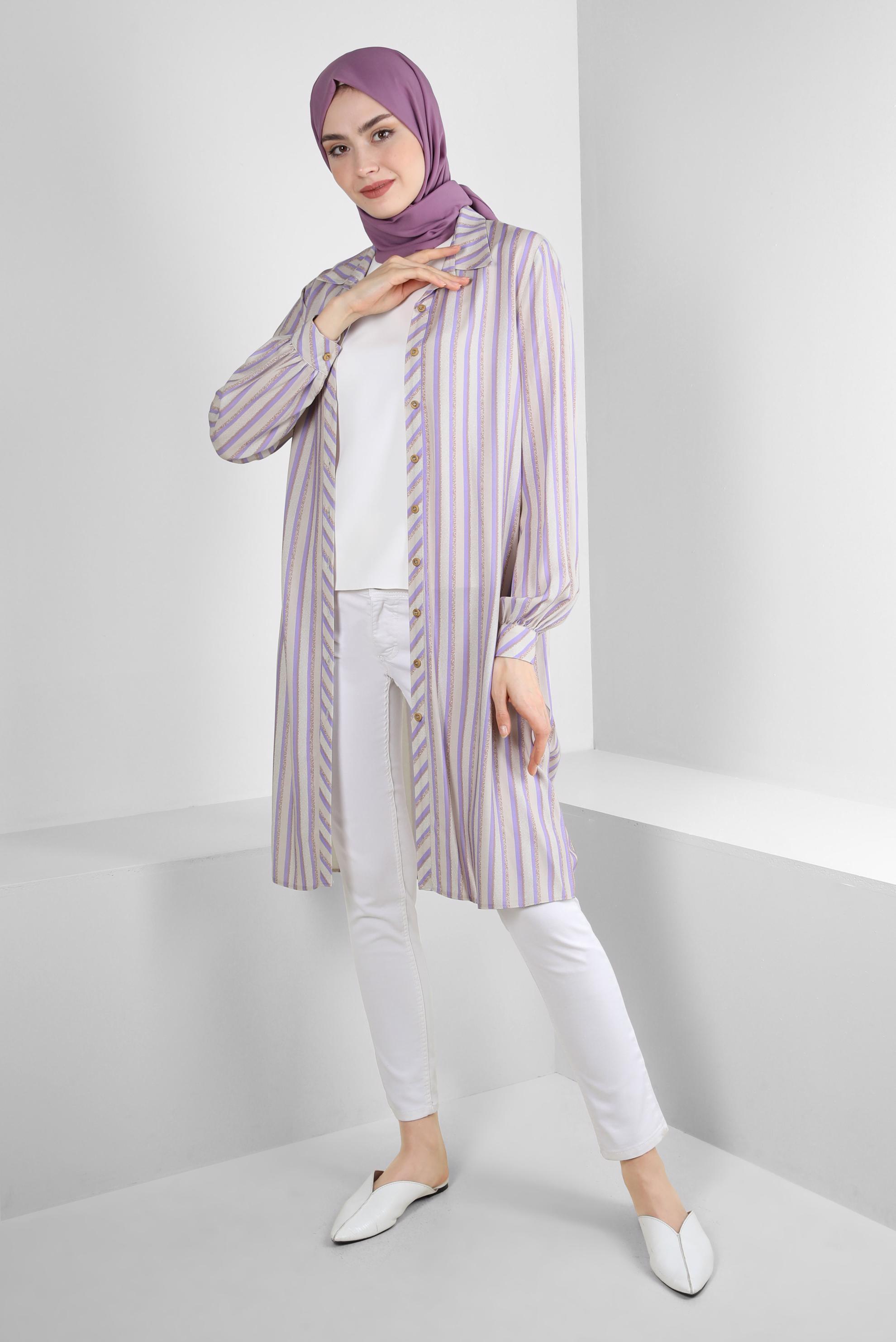 Tesettür giyim MOR ÇİZGİLİ YANI YIRTMAÇLI DÜĞMELİ TUNİK 43788