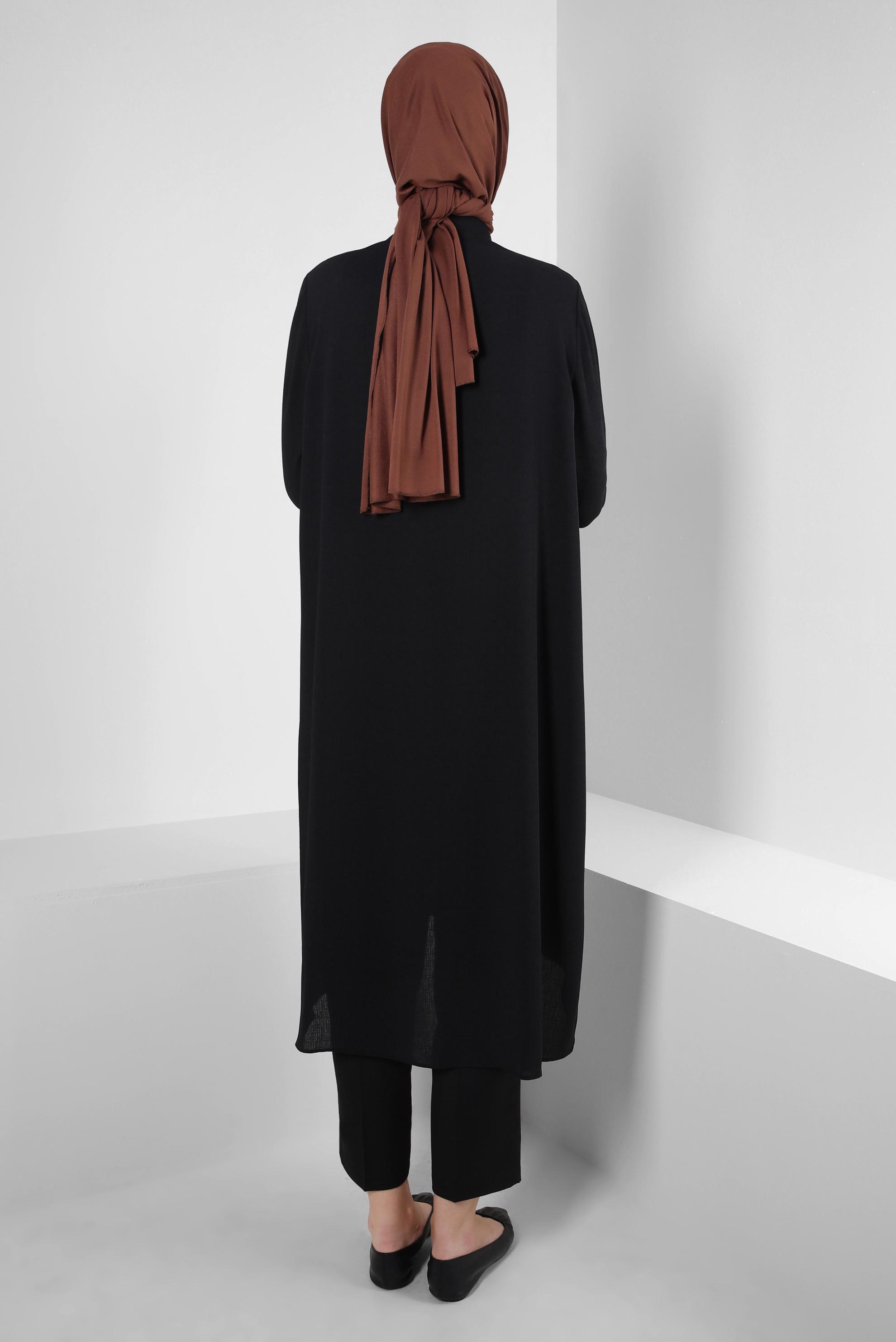 Tesettür giyim SİYAH ÇİÇEK DESENLİ GÖMLEK YAKA UZUN TUNİK 43790