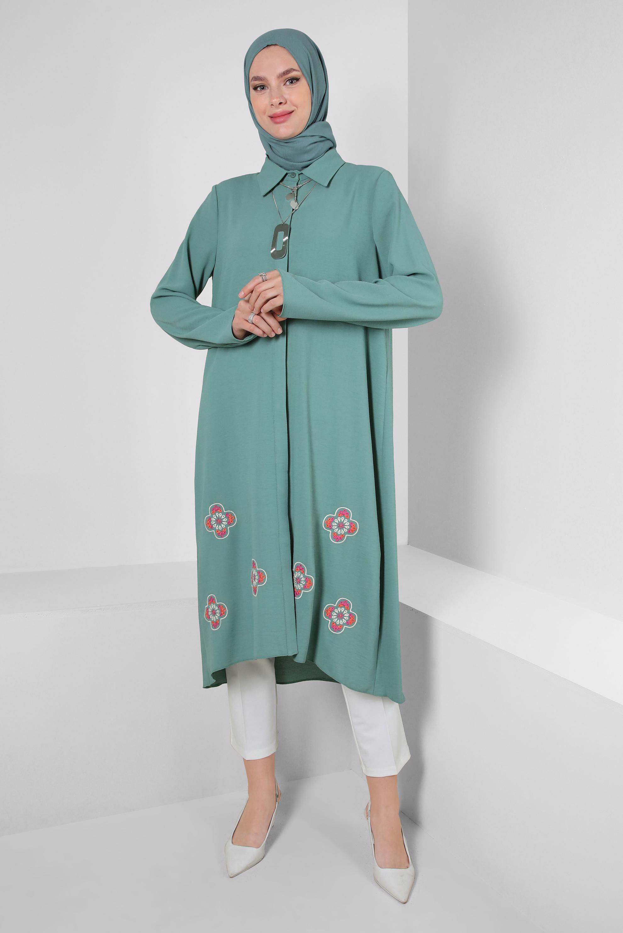 Tesettür giyim MAVİ ÇİÇEK DESENLİ GÖMLEK YAKA UZUN TUNİK 43790