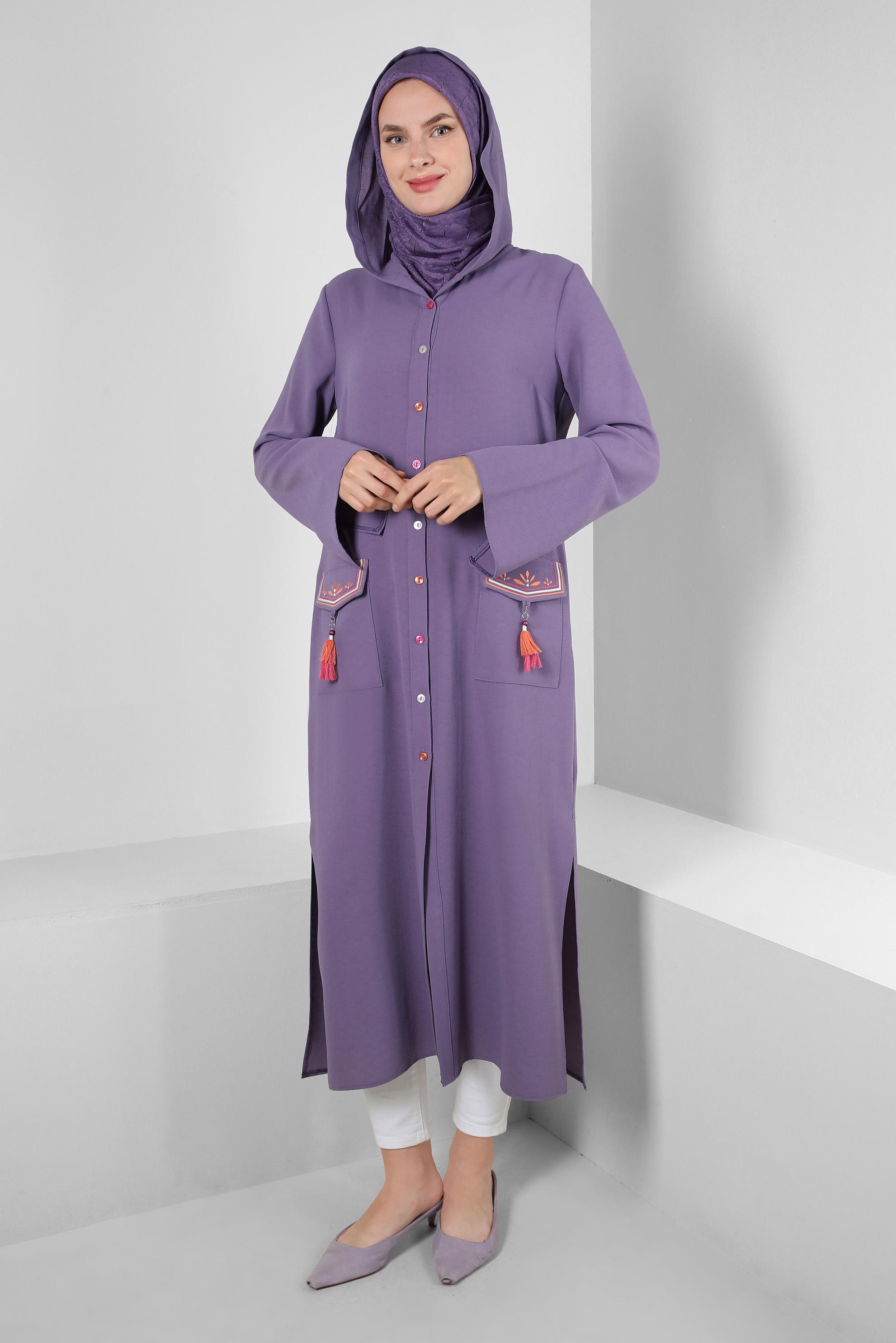 Tesettür giyim MOR KAPÜŞONLU PÜSKÜL DETAYLI DÜĞMELİ TUNİK 43791