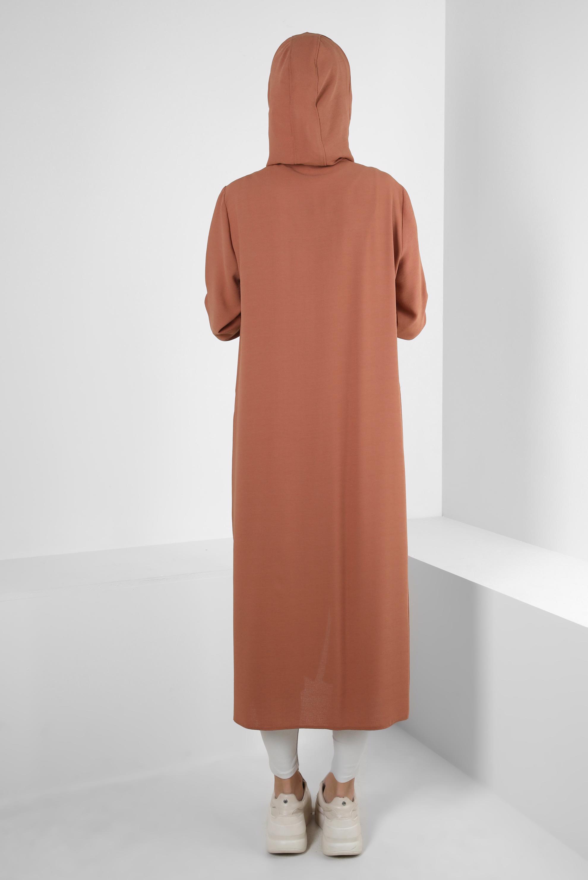 Tesettür giyim TURUNCU KAPÜŞONLU PÜSKÜL DETAYLI DÜĞMELİ TUNİK 43791