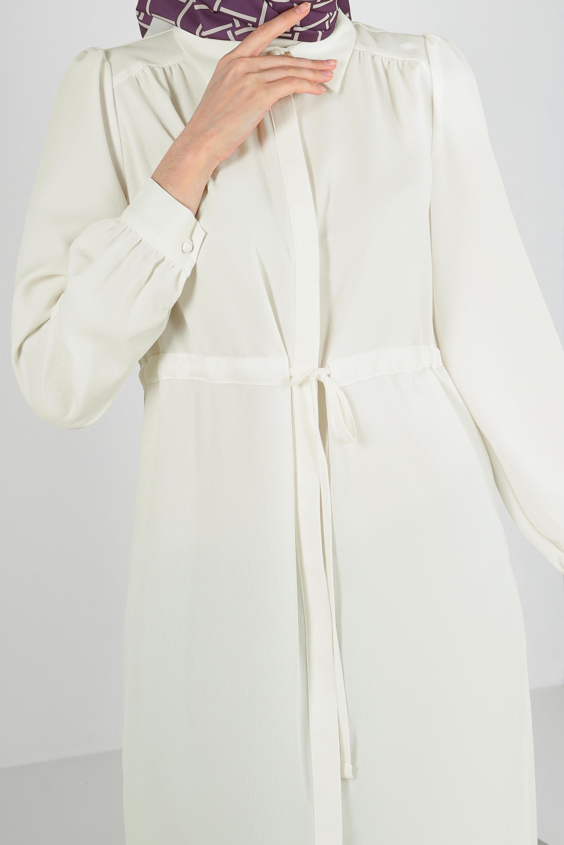 Tesettür giyim BEYAZ BELİ BÜZGÜLÜ GÖMLEK YAKA UZUN TUNİK 43794