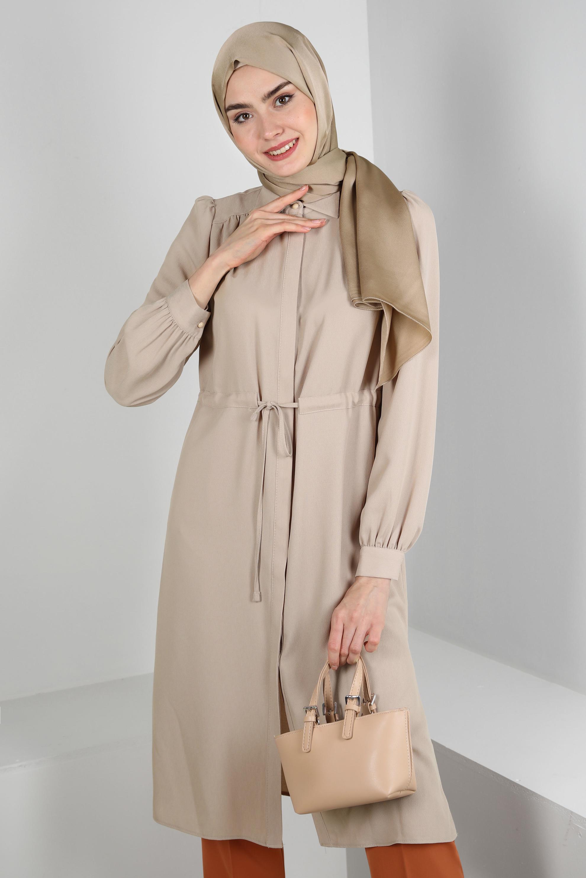 Tesettür giyim BEJ BELİ BÜZGÜLÜ GÖMLEK YAKA UZUN TUNİK 43794