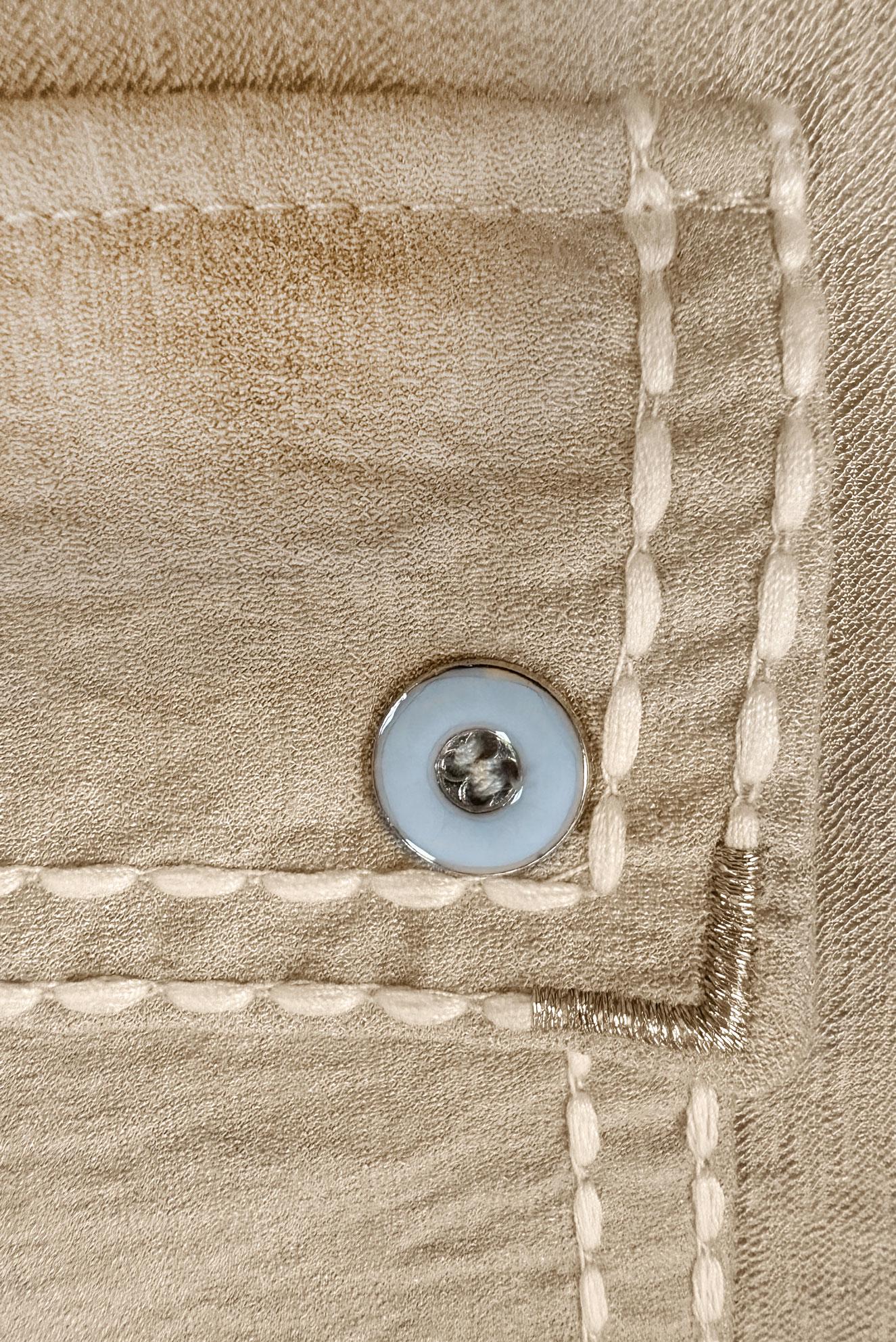 Tesettür giyim BEJ DÜĞMELİ BELİ BÜZGÜLÜ CEPLİ TUNİK 43806