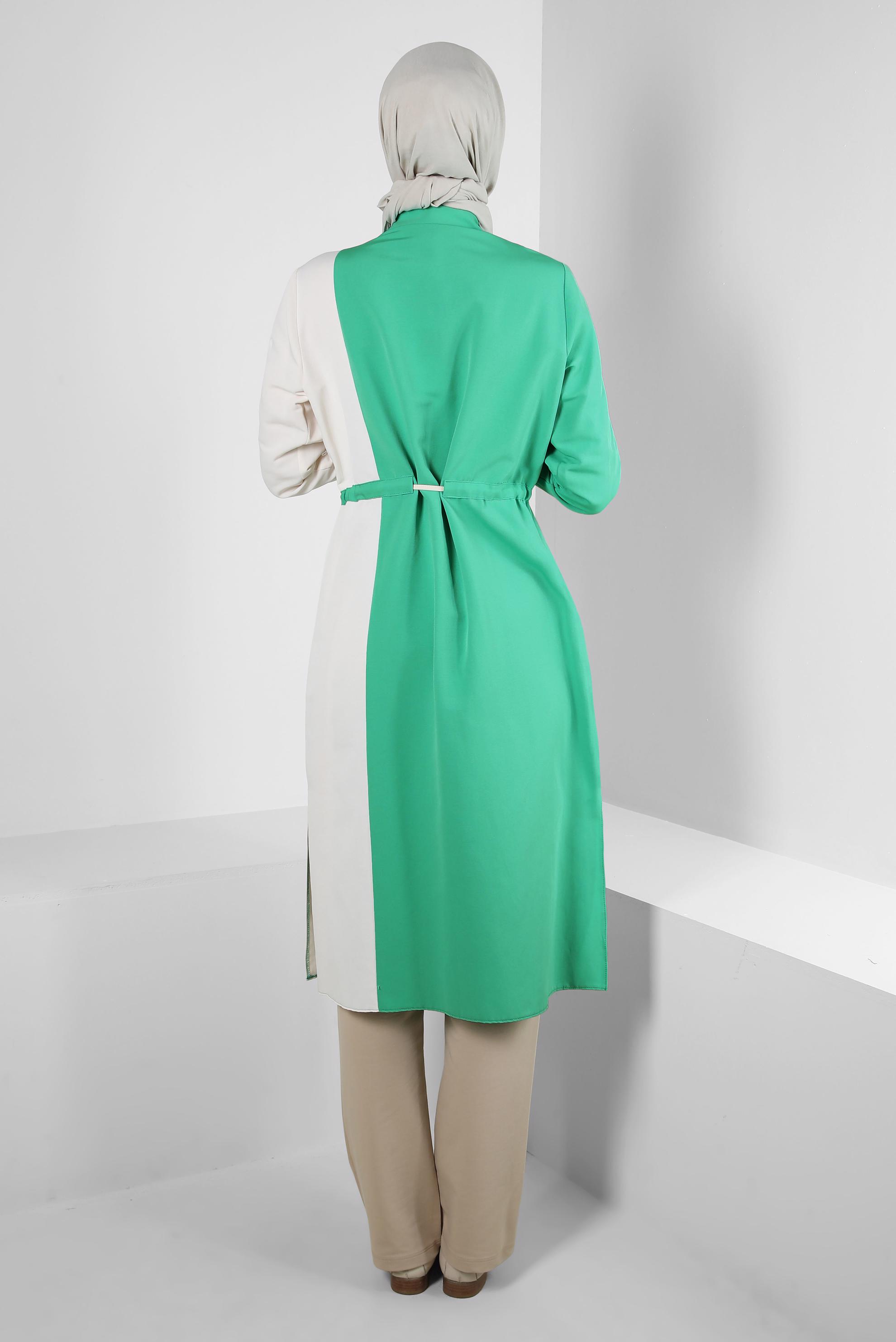 Tesettür giyim YEŞİL İKİ RENKLİ BELİ BÜZGÜLÜ TUNİK 43810