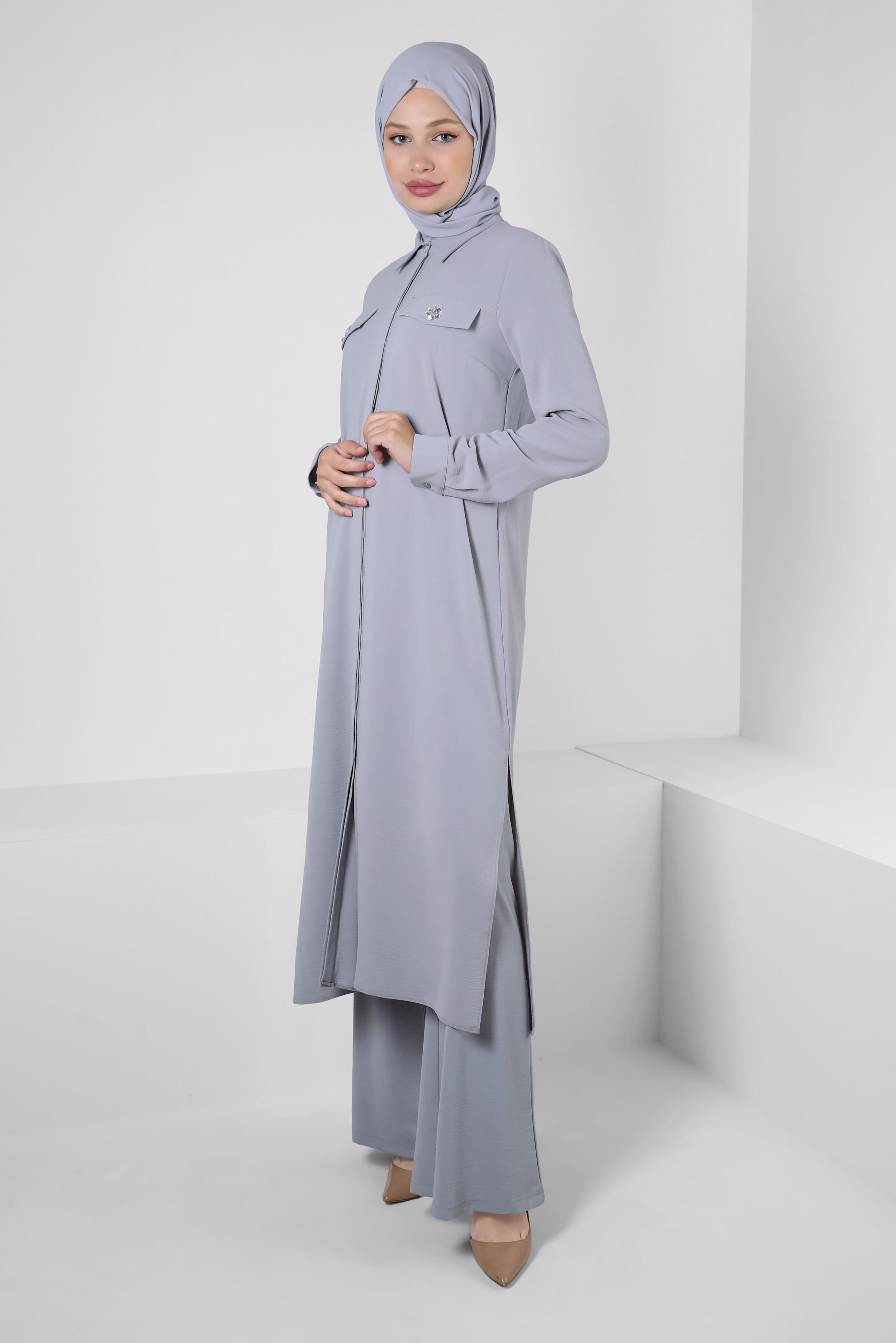 Tesettür giyim GRİ GÖMLEK YAKA TAŞ DETAYLI TUNİK 43815