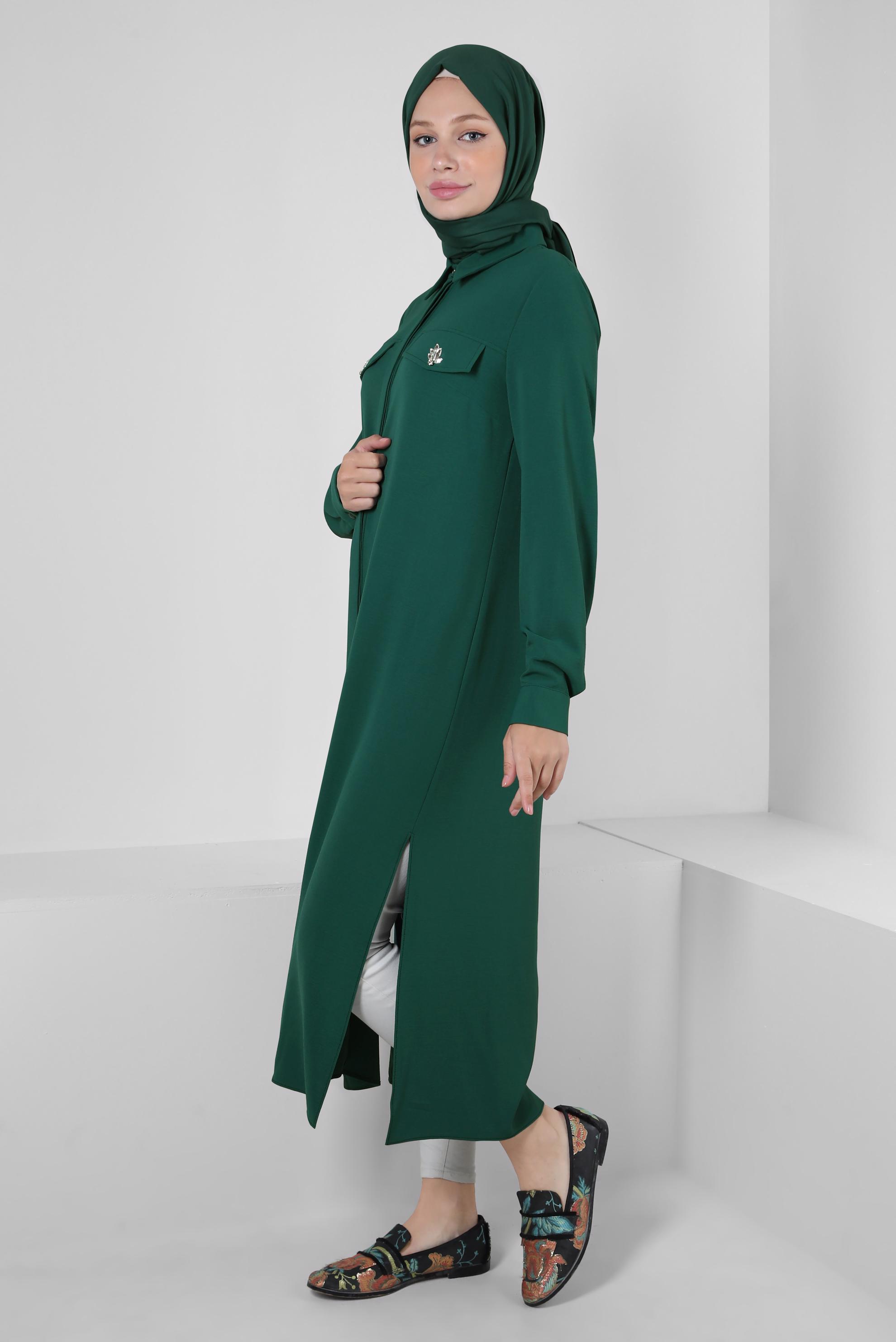 Tesettür giyim YEŞİL GÖMLEK YAKA TAŞ DETAYLI TUNİK 43815